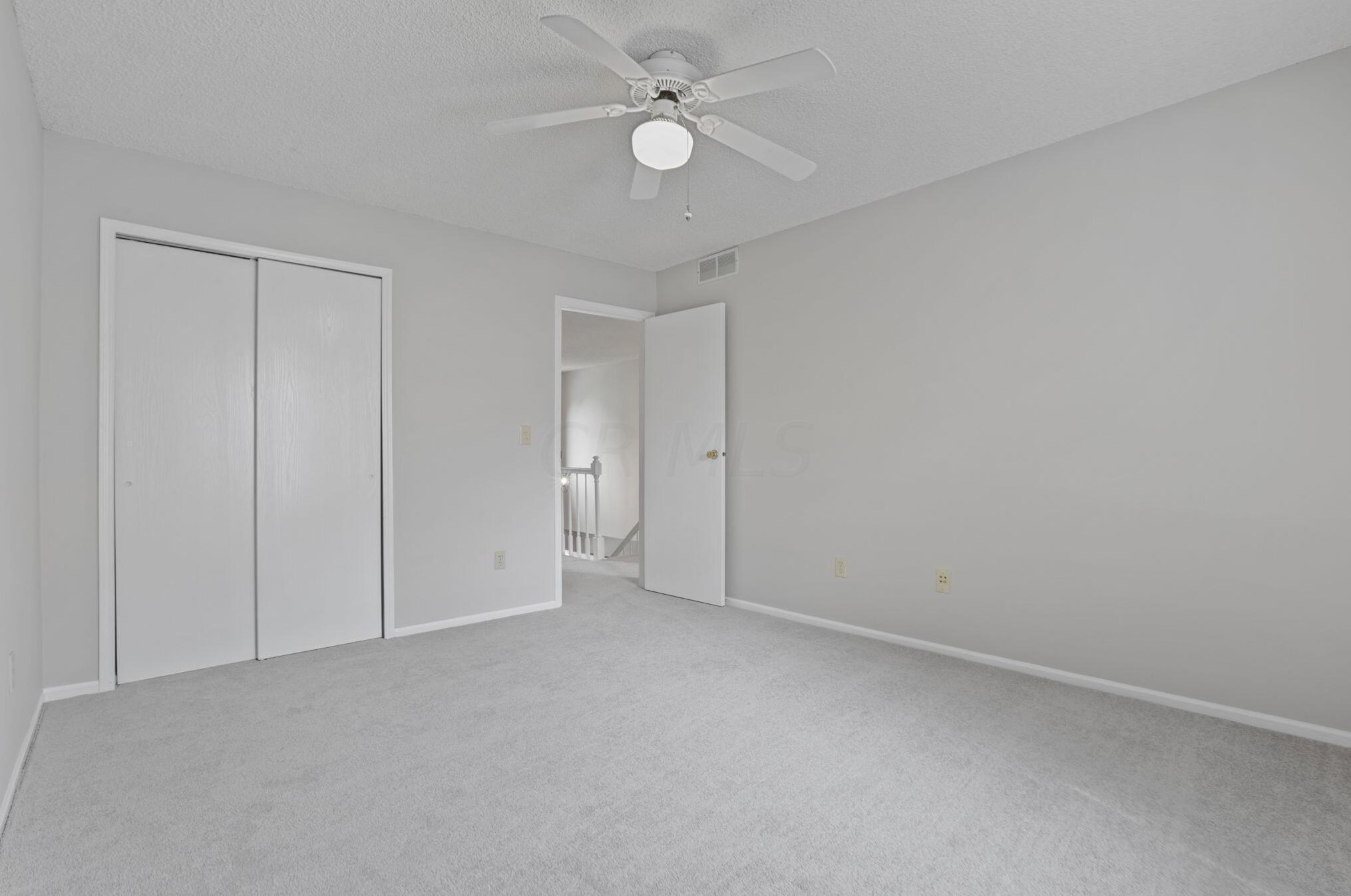 3492 Wheatfield Dr, Pickerington OH  43147-8834 exterior