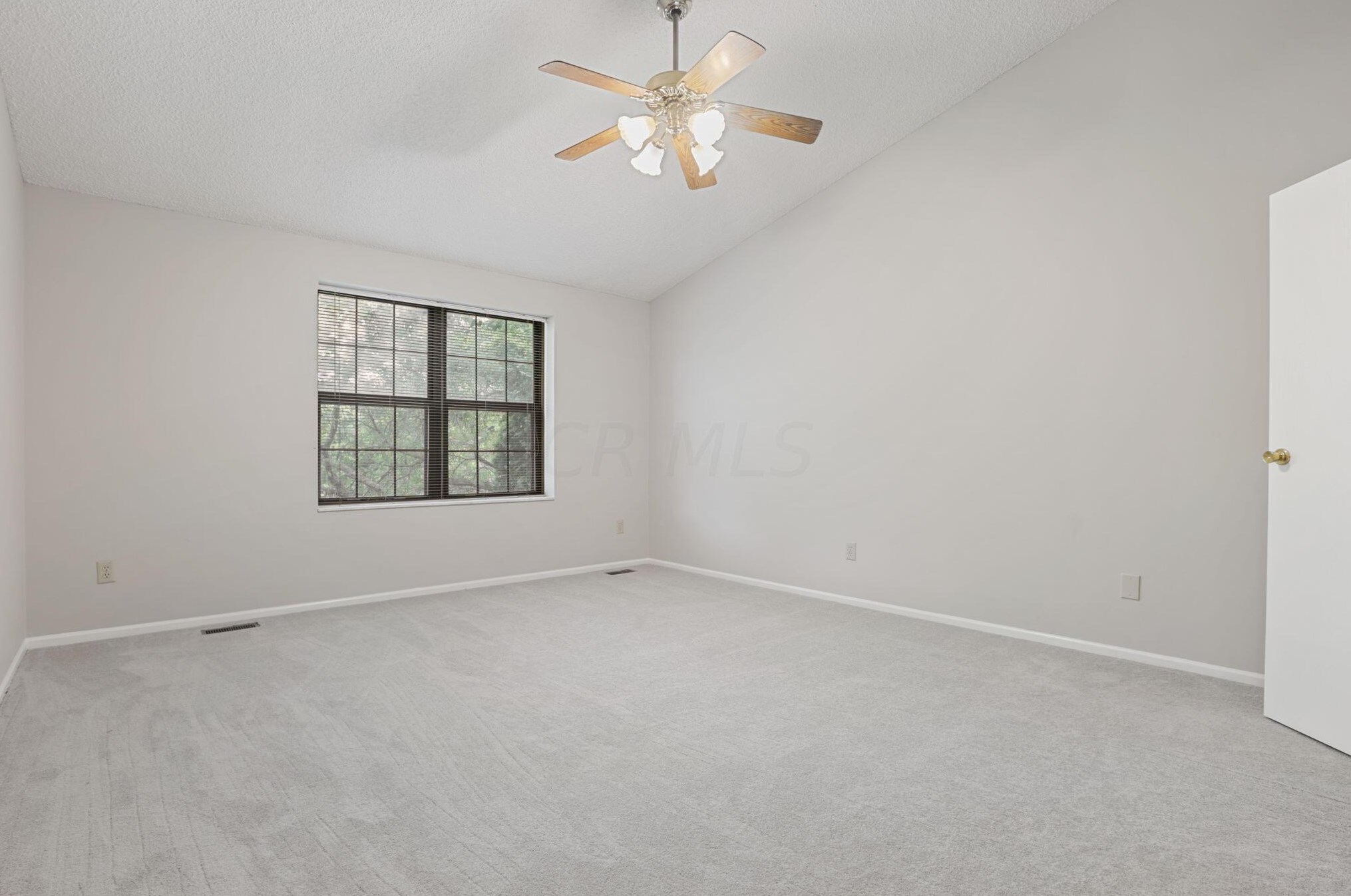 3492 Wheatfield Dr, Pickerington OH  43147-8834 exterior