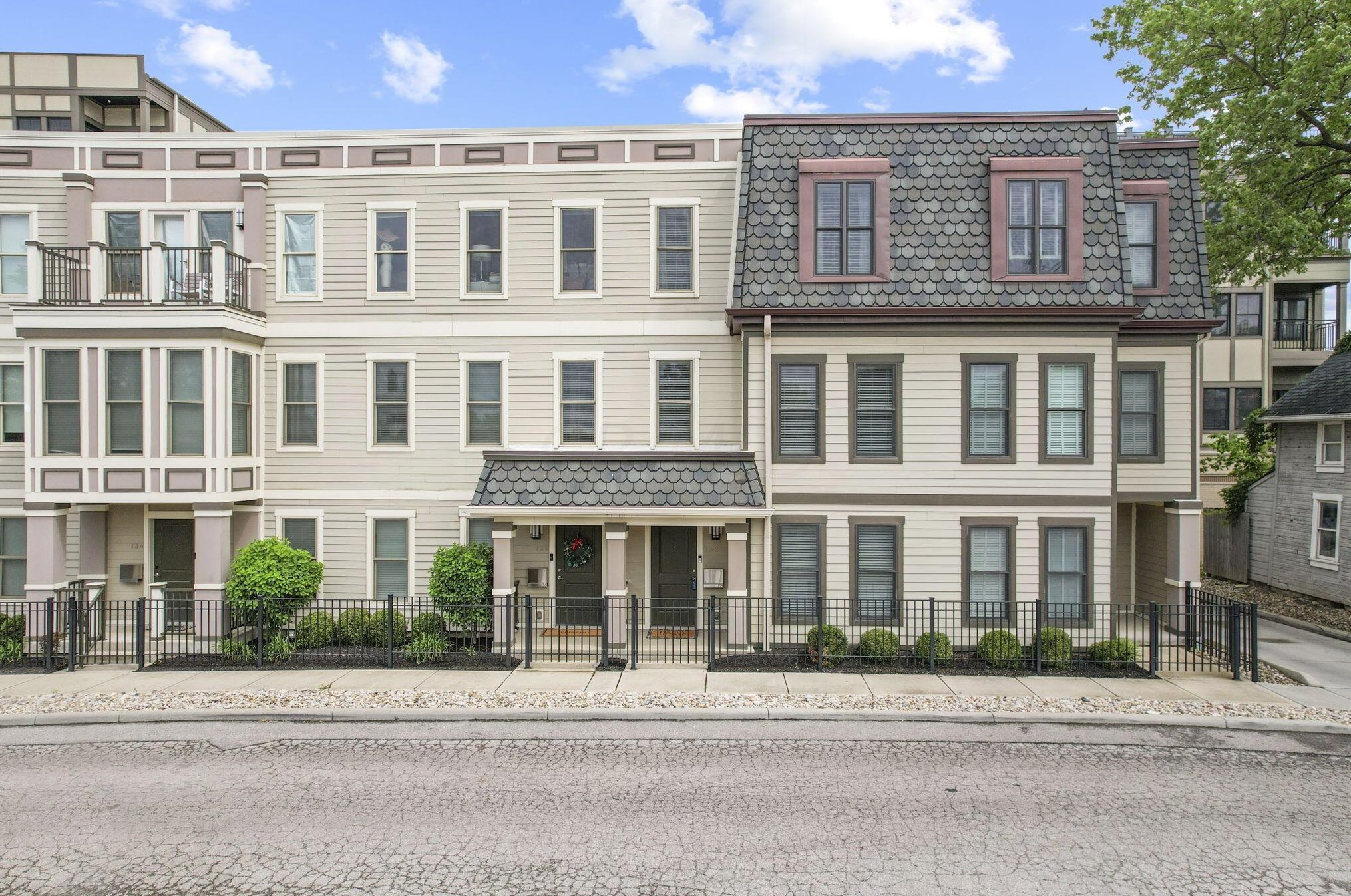 138 Greenwood Ave, Columbus, OH 43201