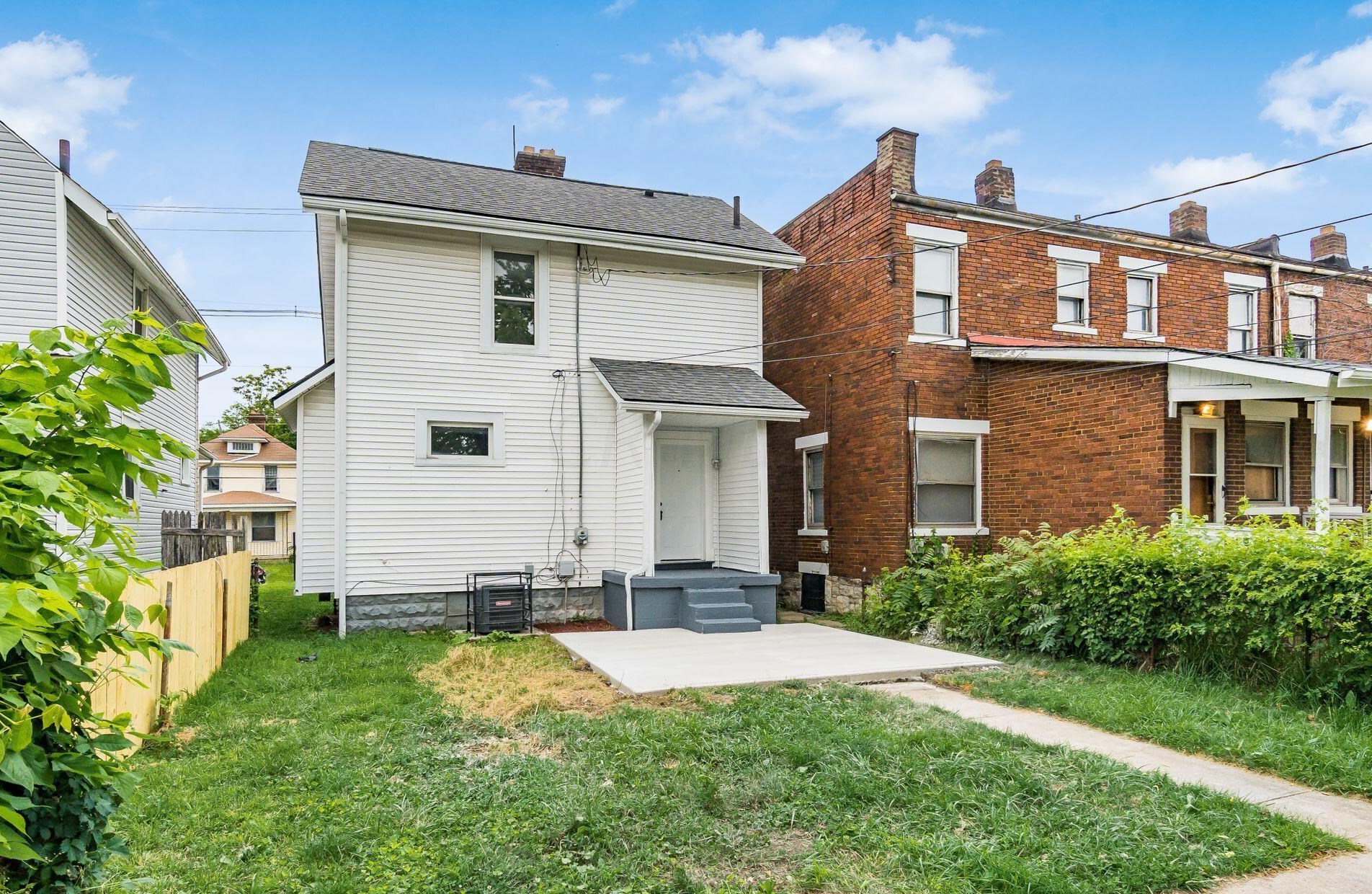 859 Whittier St, Columbus OH  43206-1582 exterior