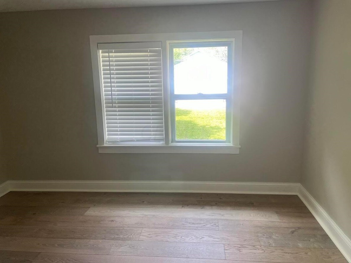 587 Eureka Ave, Columbus OH 43204-2911 exterior