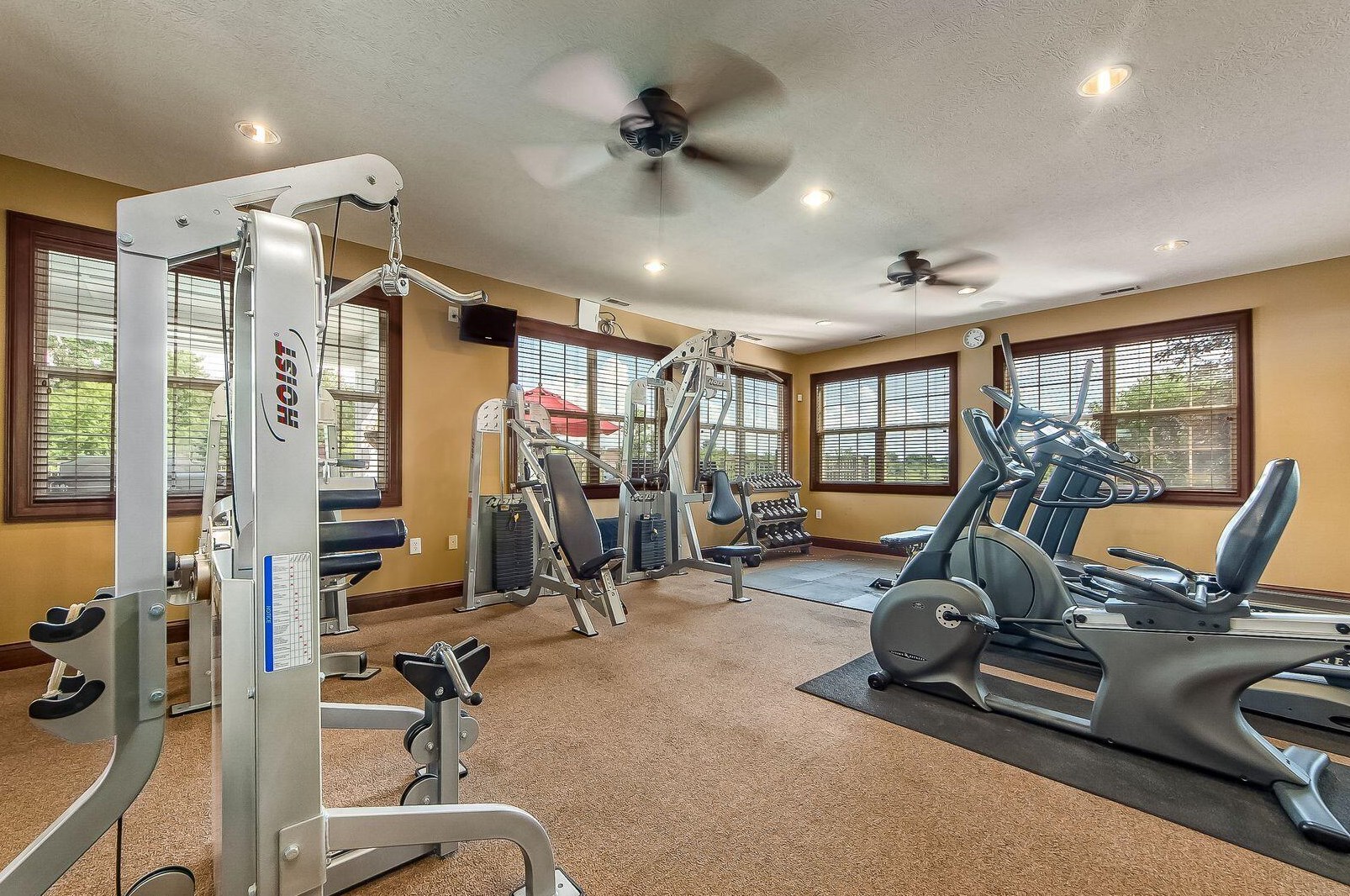 5657 Slater Rdg, Hilliard OH  43026-7477 exterior