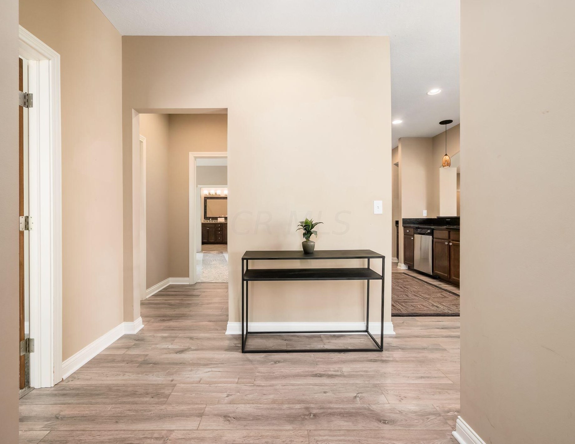 5657 Slater Rdg, Hilliard OH  43026-7477 exterior