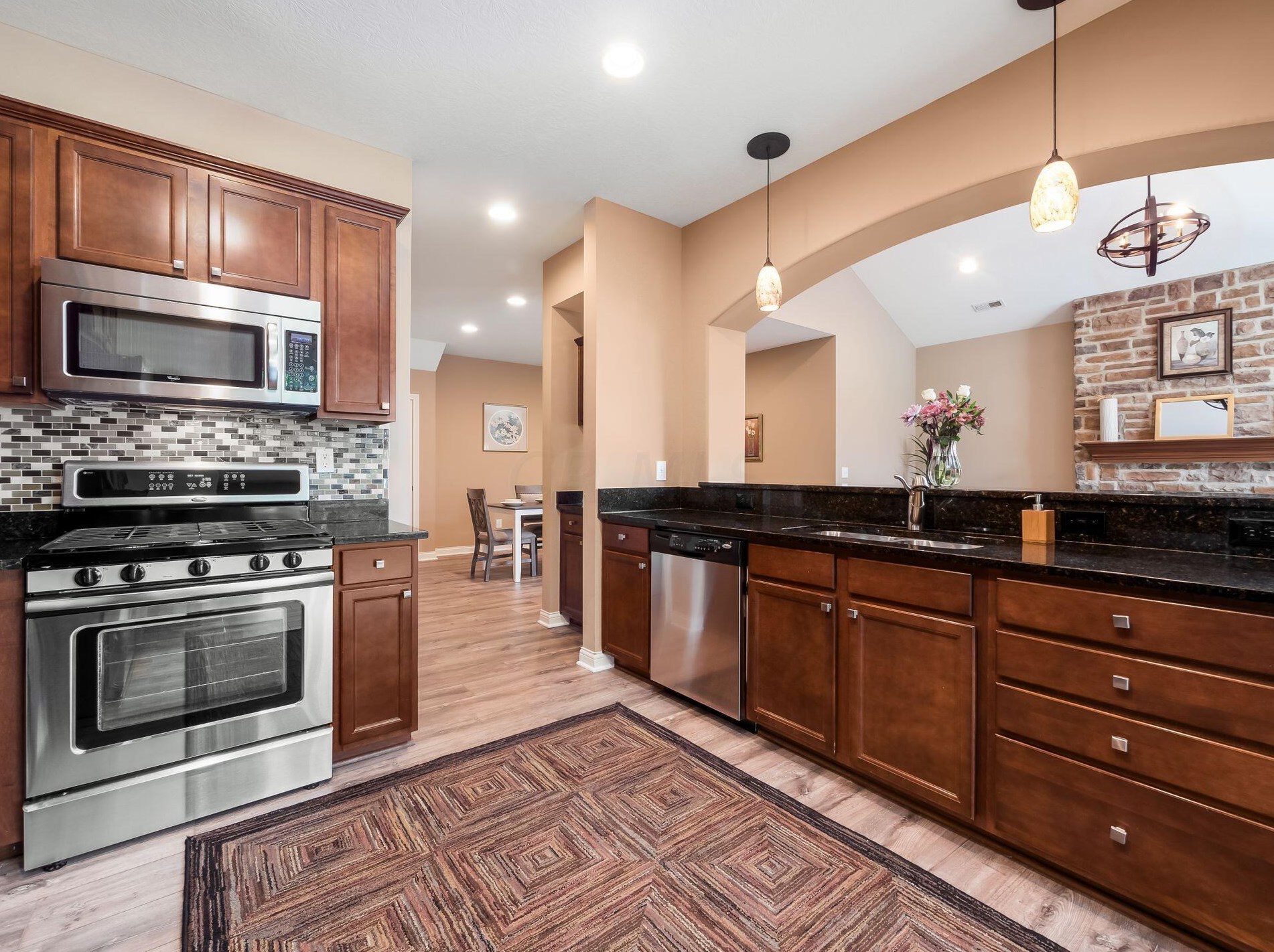 5657 Slater Rdg, Hilliard OH  43026-7477 exterior