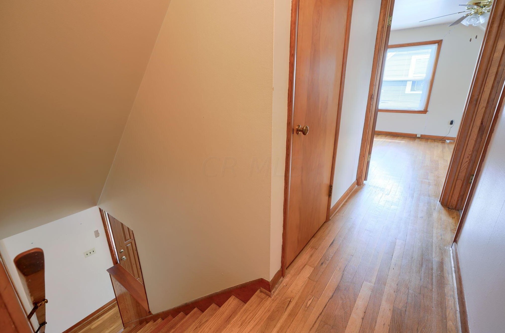 1029 Dunedin Rd, Columbus OH  43224-3303 exterior