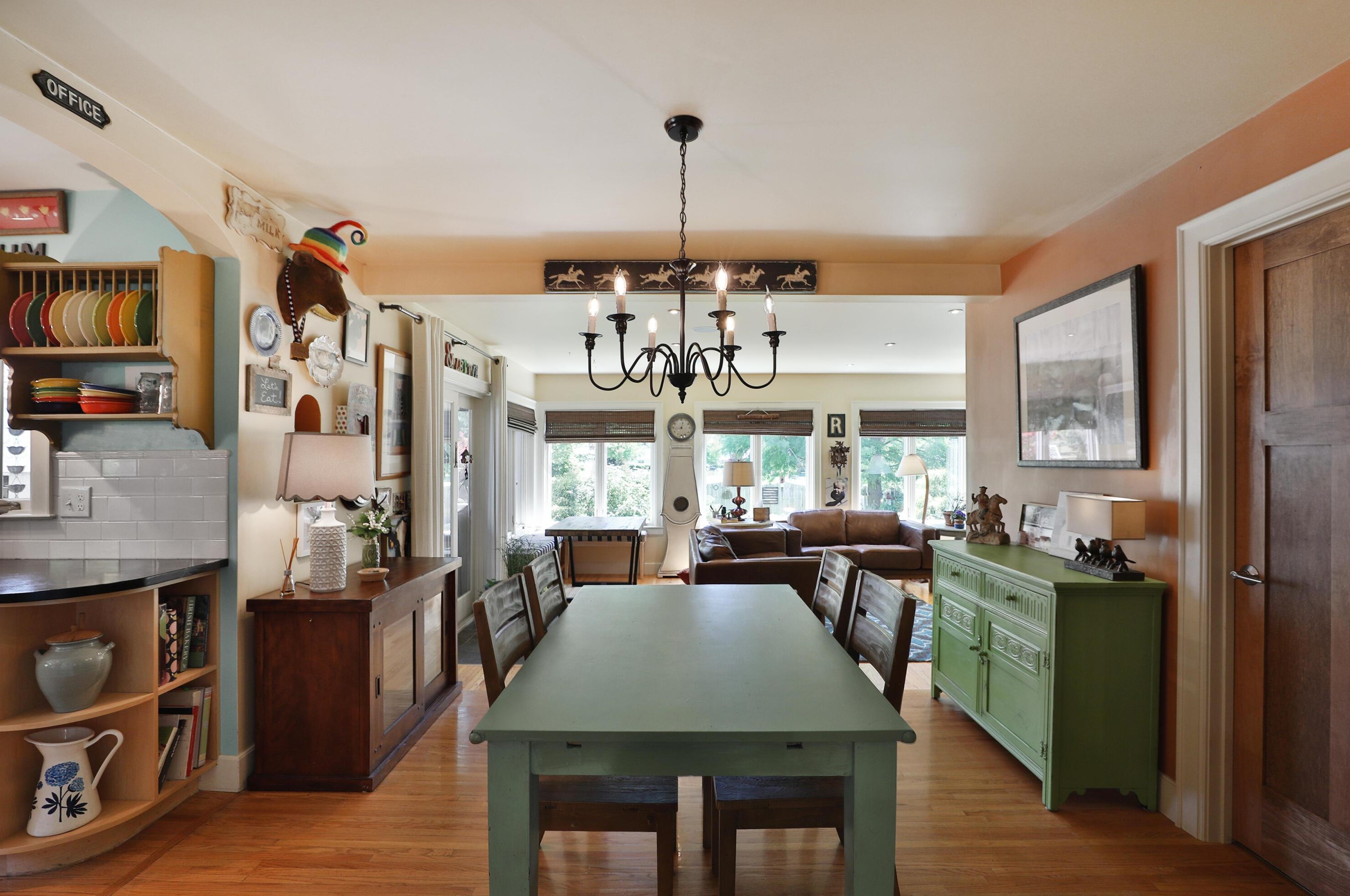 129 Schreyer Pl, Columbus OH  43214-2724 exterior