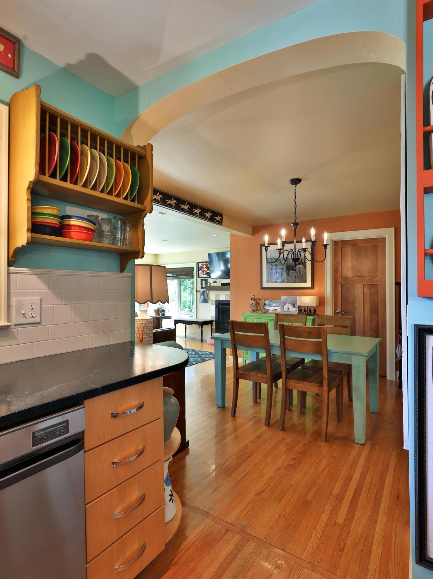 129 Schreyer Pl, Columbus OH  43214-2724 exterior