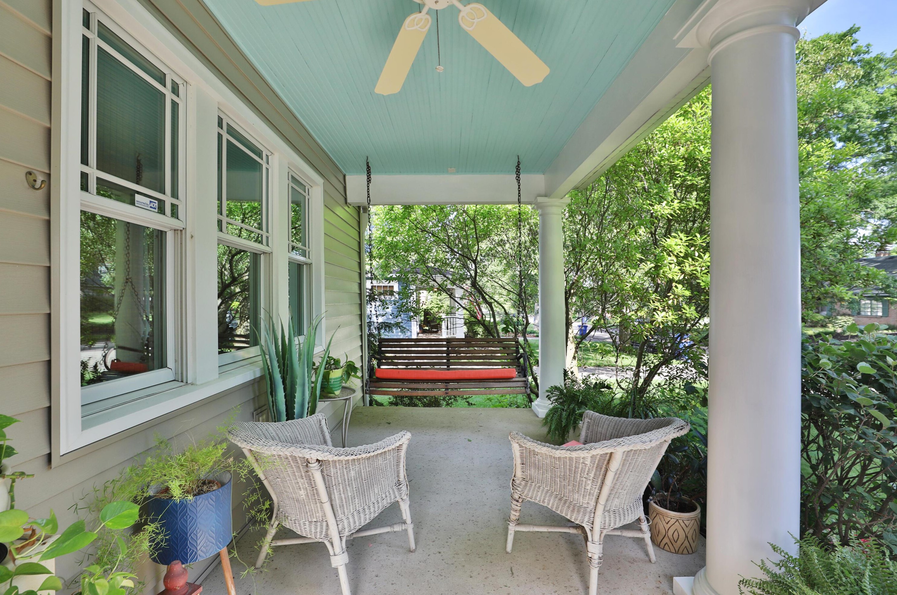 129 Schreyer Pl, Columbus OH  43214-2724 exterior