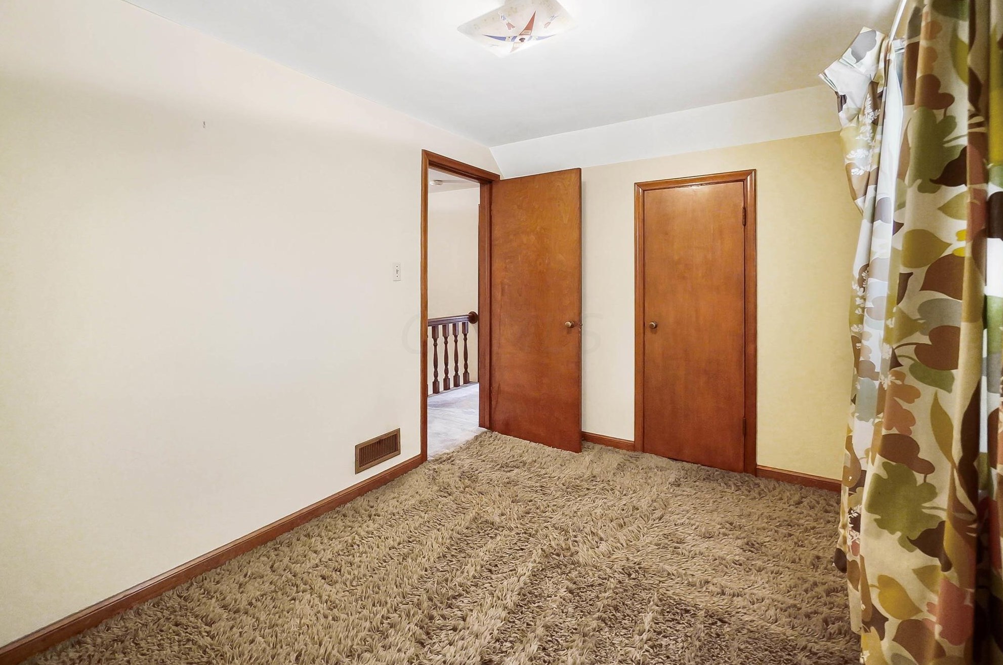 512 James Rd, Columbus OH  43213-2710 exterior