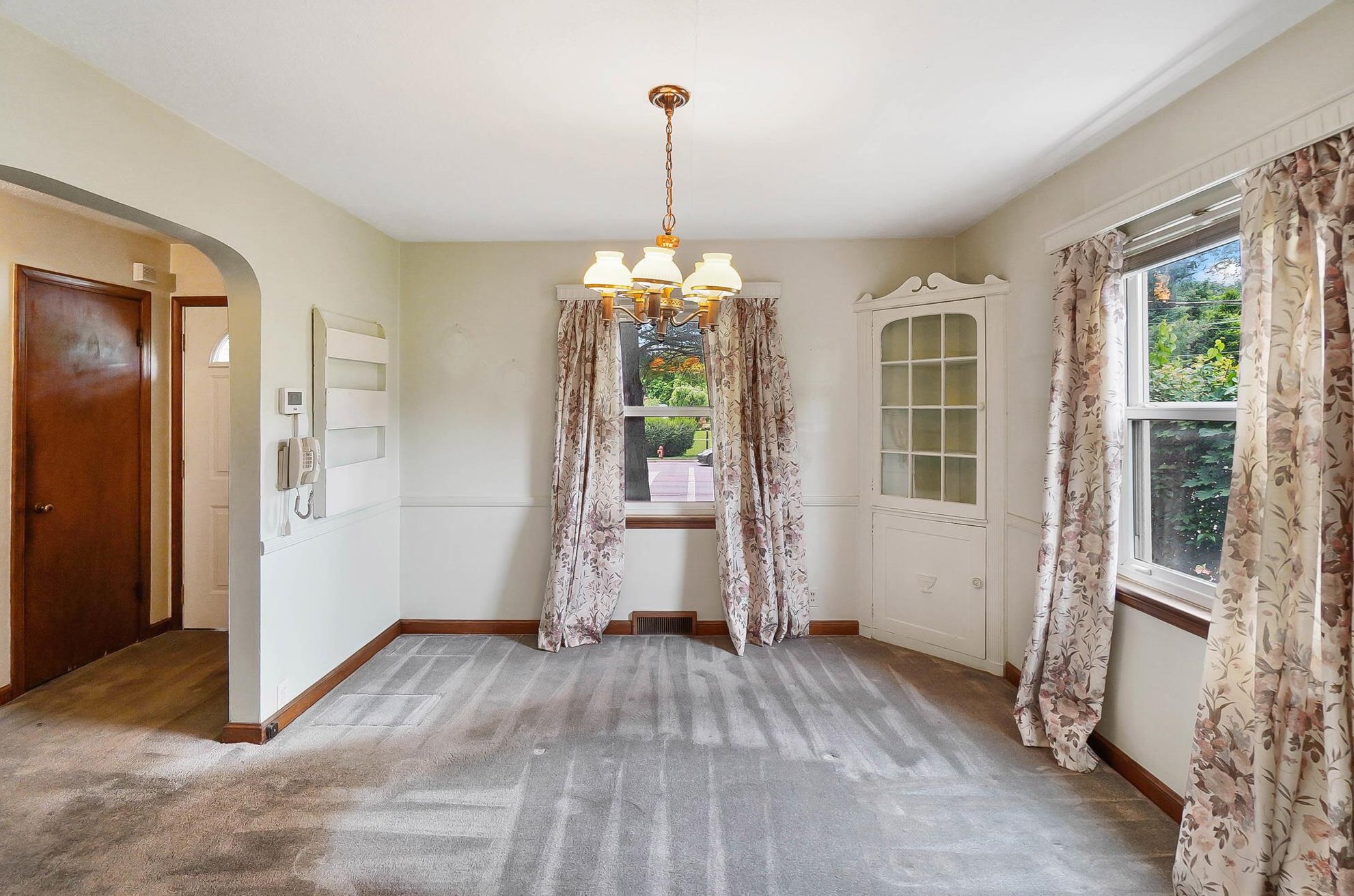 512 James Rd, Columbus OH  43213-2710 exterior