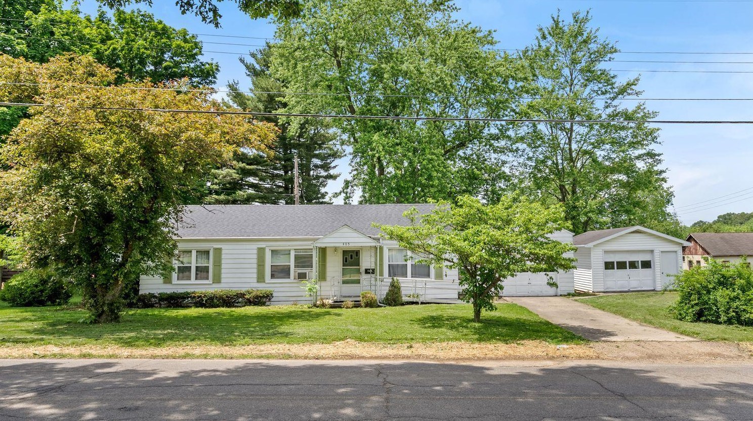 405 Old Mansfield Rd, Mount Vernon, OH 43050