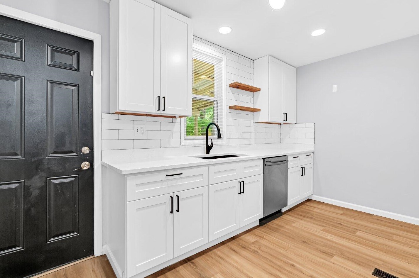 831 Berkeley Rd, Columbus OH 43205-2902 exterior