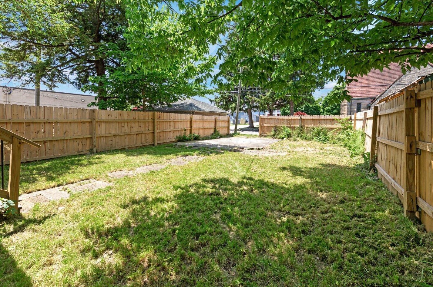 831 Berkeley Rd, Columbus OH 43205-2902 exterior