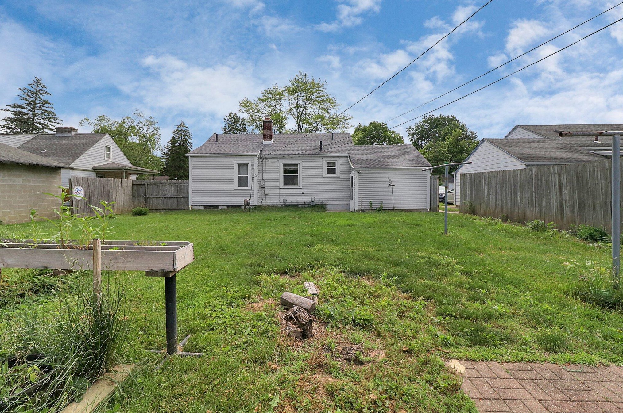 643 Columbia Ave, Columbus OH 43209-1411 exterior