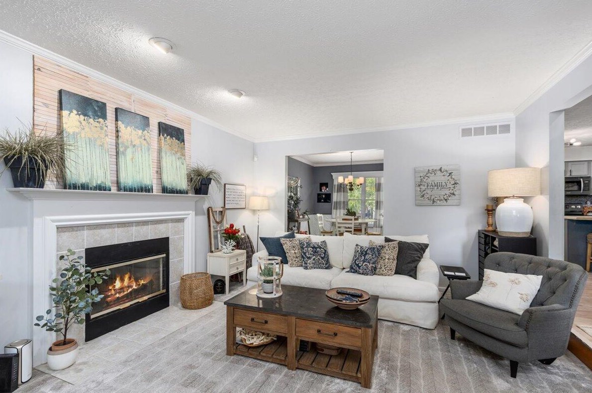 7516 Burgstresser Ct, Cnl Wnchstr OH  43110-8432 exterior