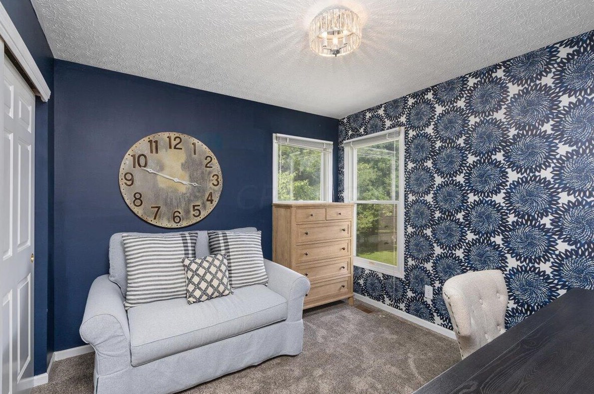 7516 Burgstresser Ct, Cnl Wnchstr OH  43110-8432 exterior