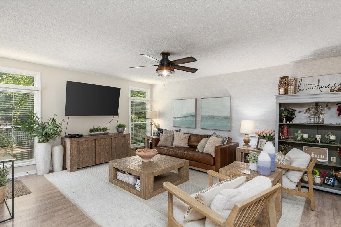 7516 Burgstresser Ct, Cnl Wnchstr OH  43110-8432 exterior