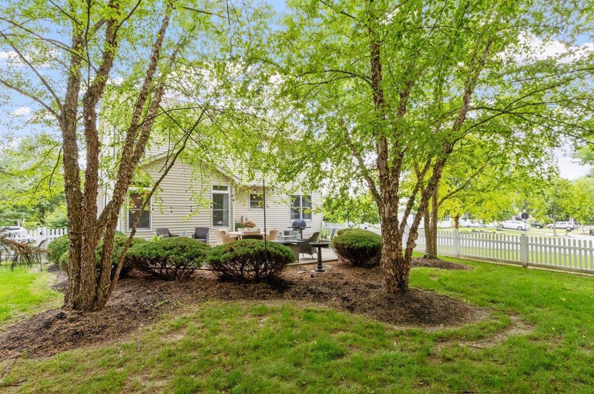 7516 Burgstresser Ct, Cnl Wnchstr OH  43110-8432 exterior