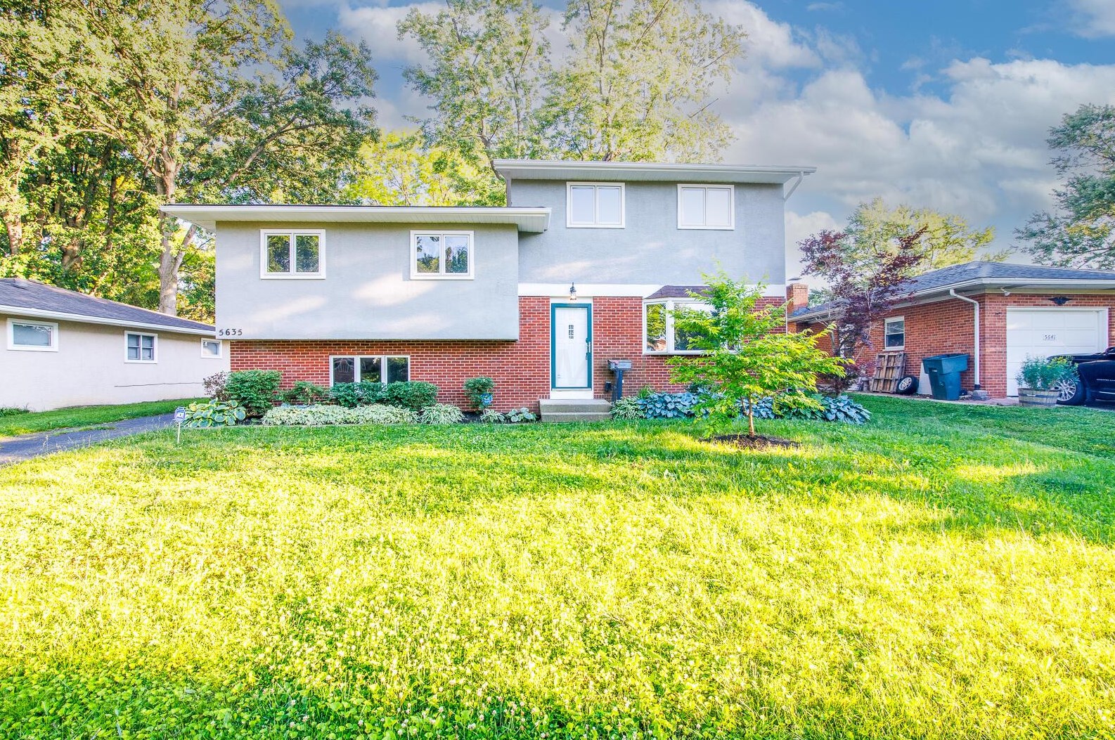 5635 Sandalwood Blvd, Columbus, OH 43229
