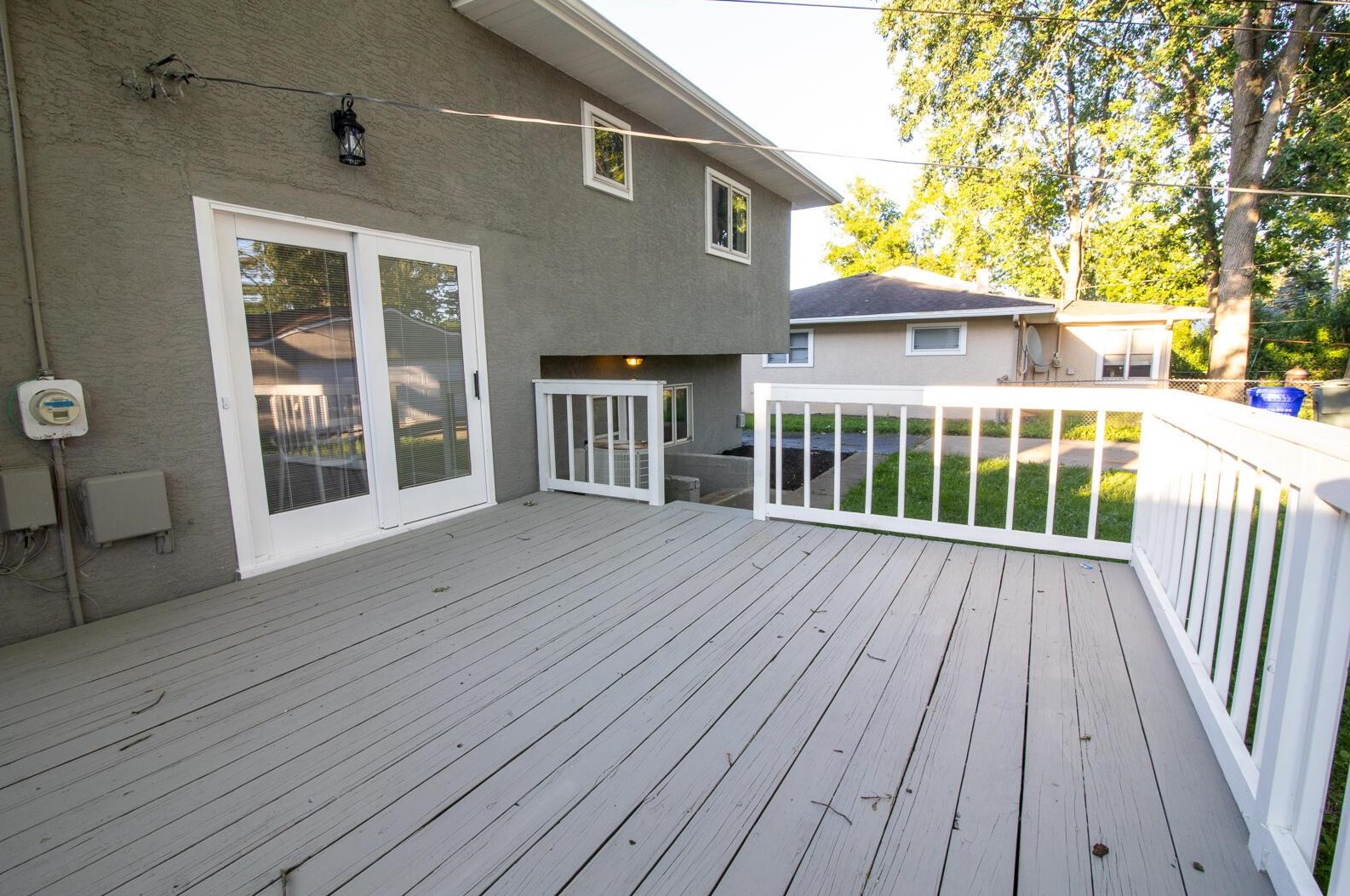 5635 Sandalwood Blvd, Columbus OH 43229-4327 exterior