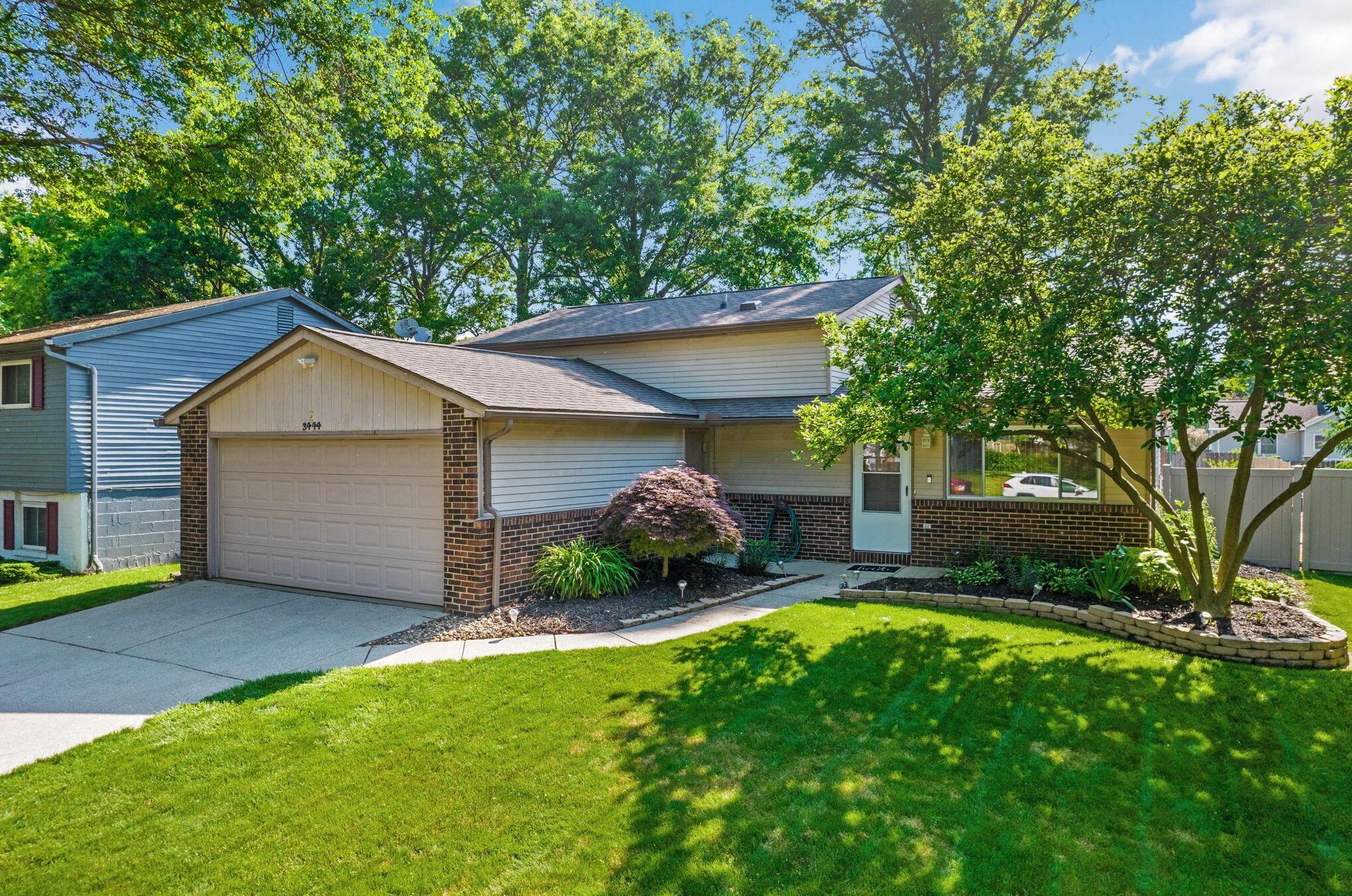 3444 Meldrake St, Columbus, OH 43230-1622