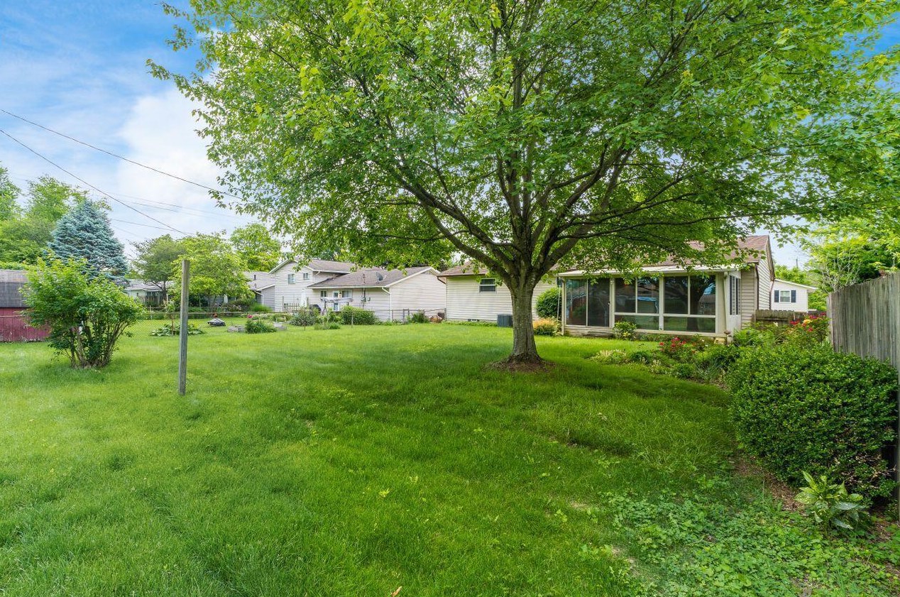 5072 Holbrook Dr, Columbus OH 43232-6604 exterior