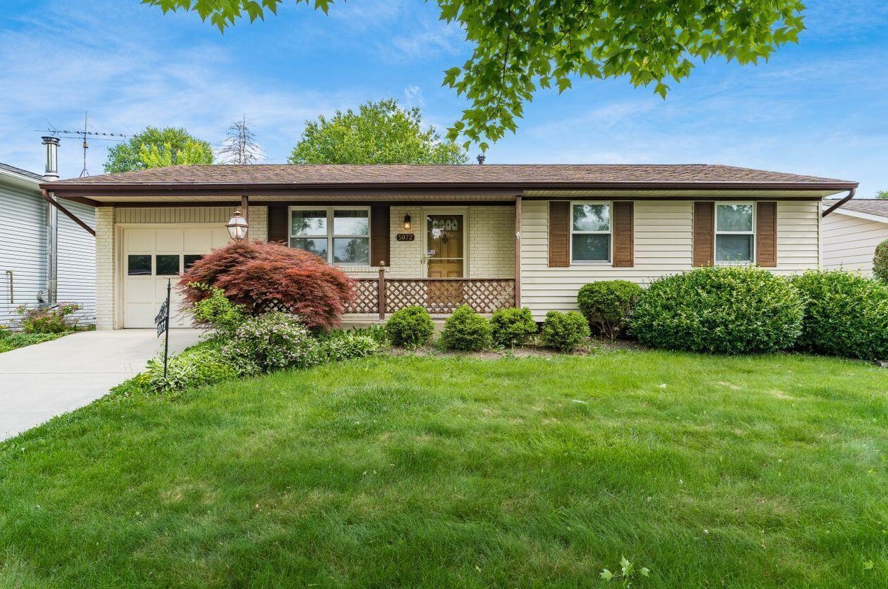 5072 Holbrook Dr, Columbus, OH 43232-4638