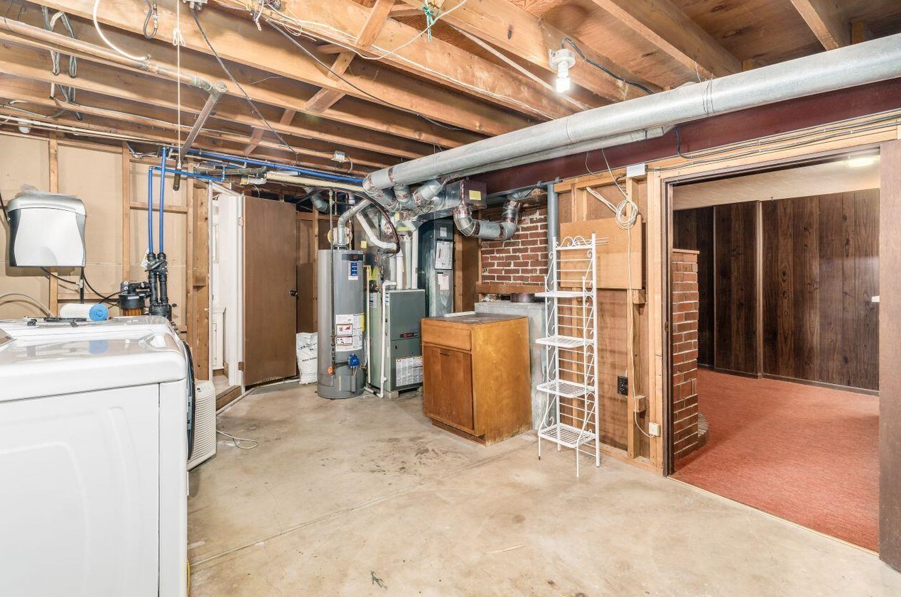 5072 Holbrook Dr, Columbus OH 43232-6604 exterior