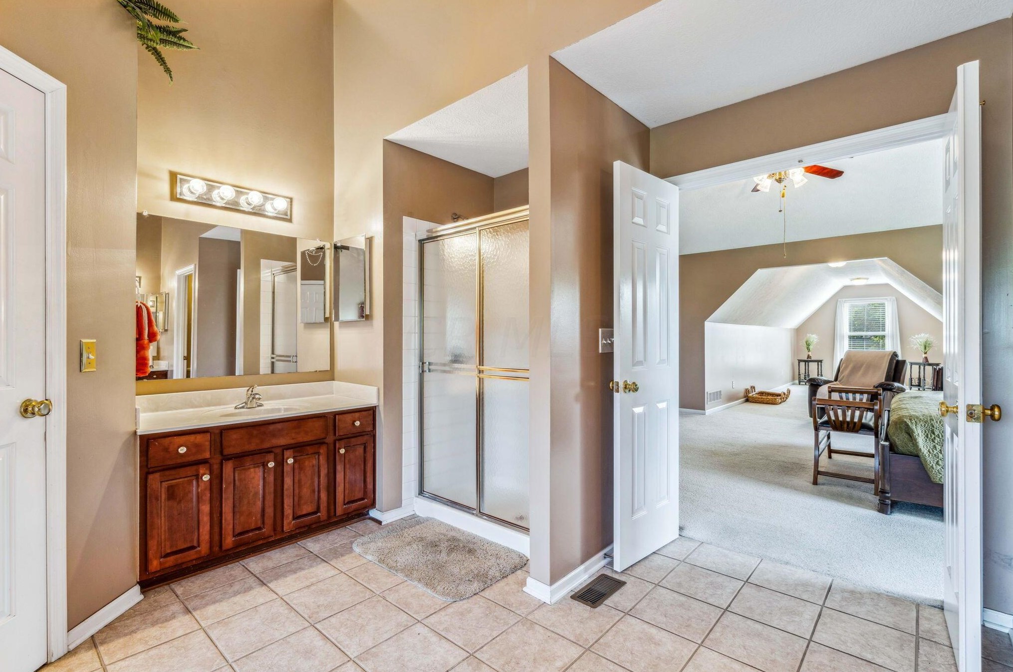 7908 Madison Pl, Cnl Wnchstr OH  43110-9053 exterior