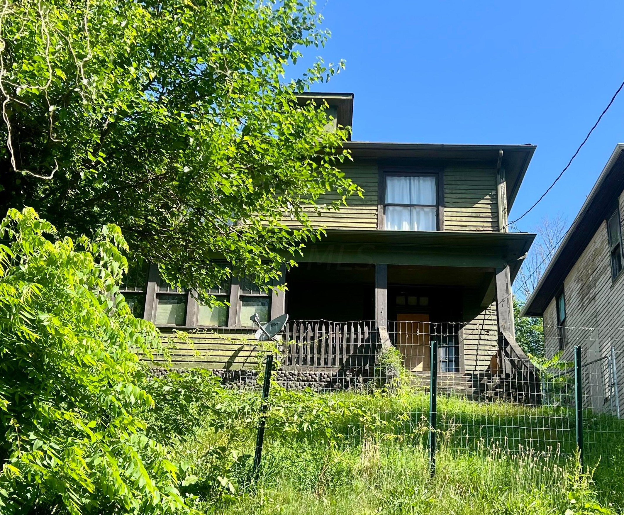 731 Moorehead Ave, Zanesville, OH 43701