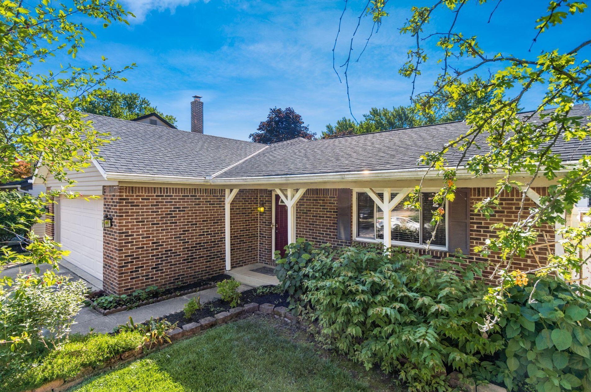 5686 Langhorn Dr, Columbus, OH 43235-7278
