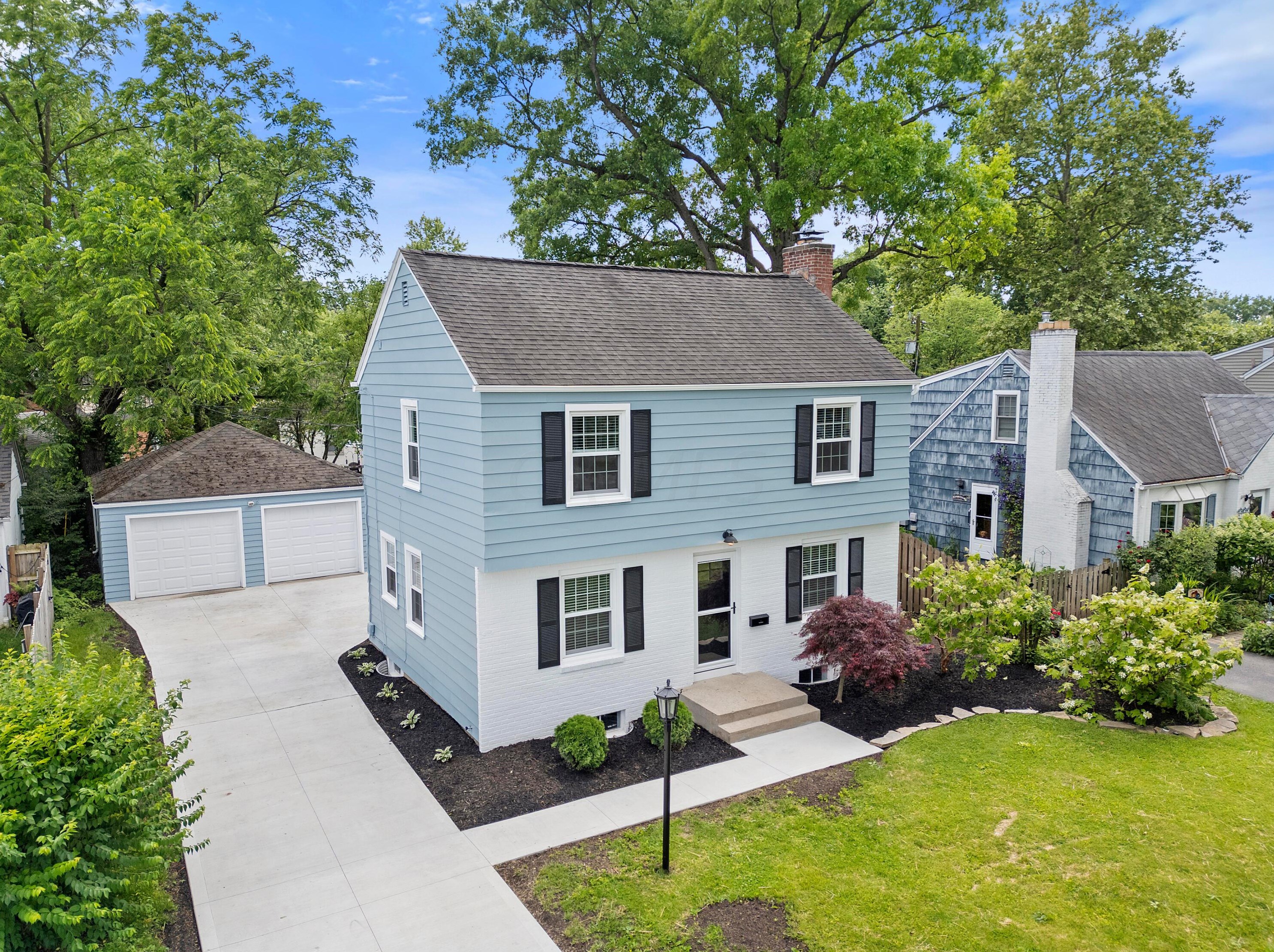 2595 Caroline Ave, Columbus, OH 43209-1021