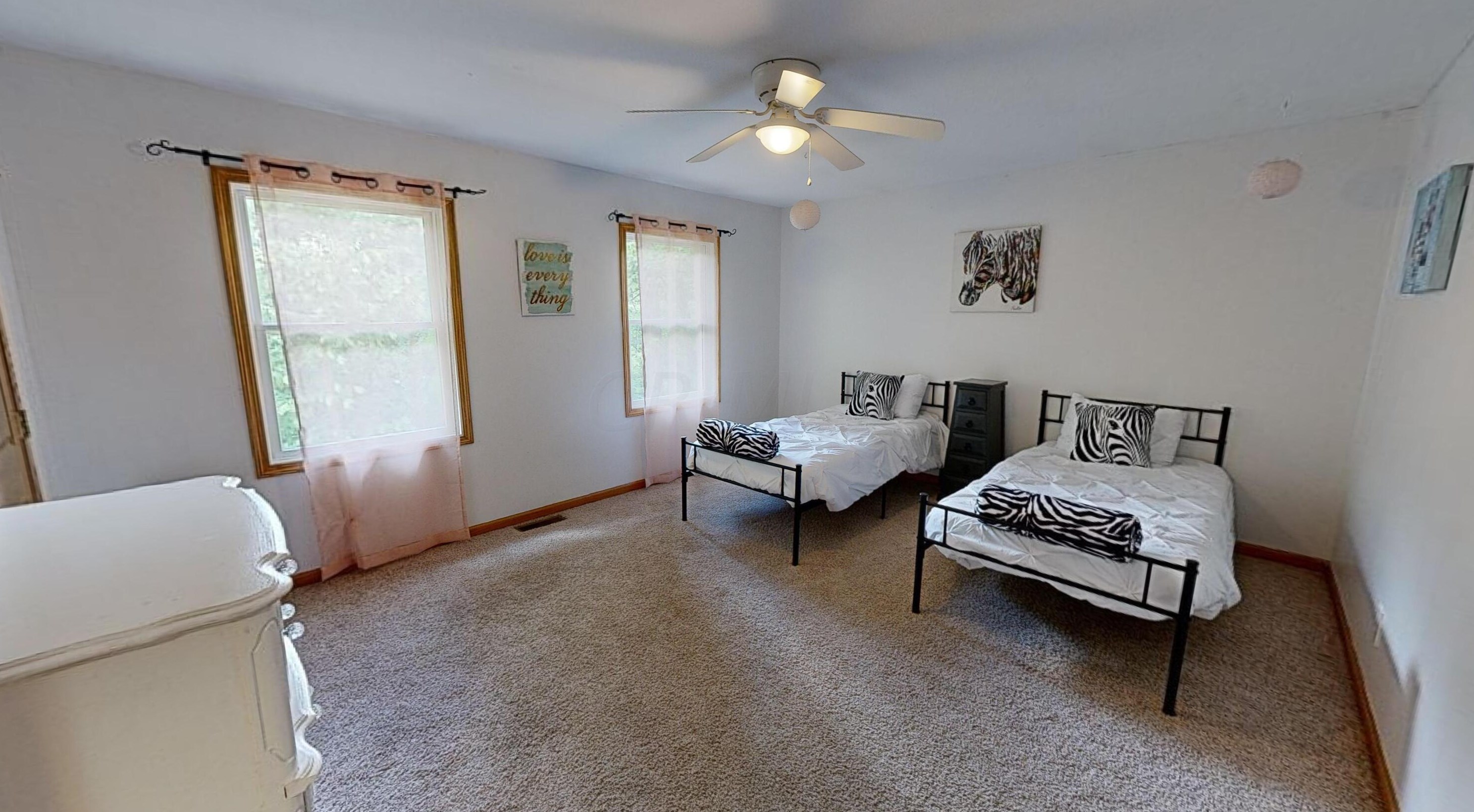 5867 Stoffer Rd, North Woodbury OH  44813-9361 exterior