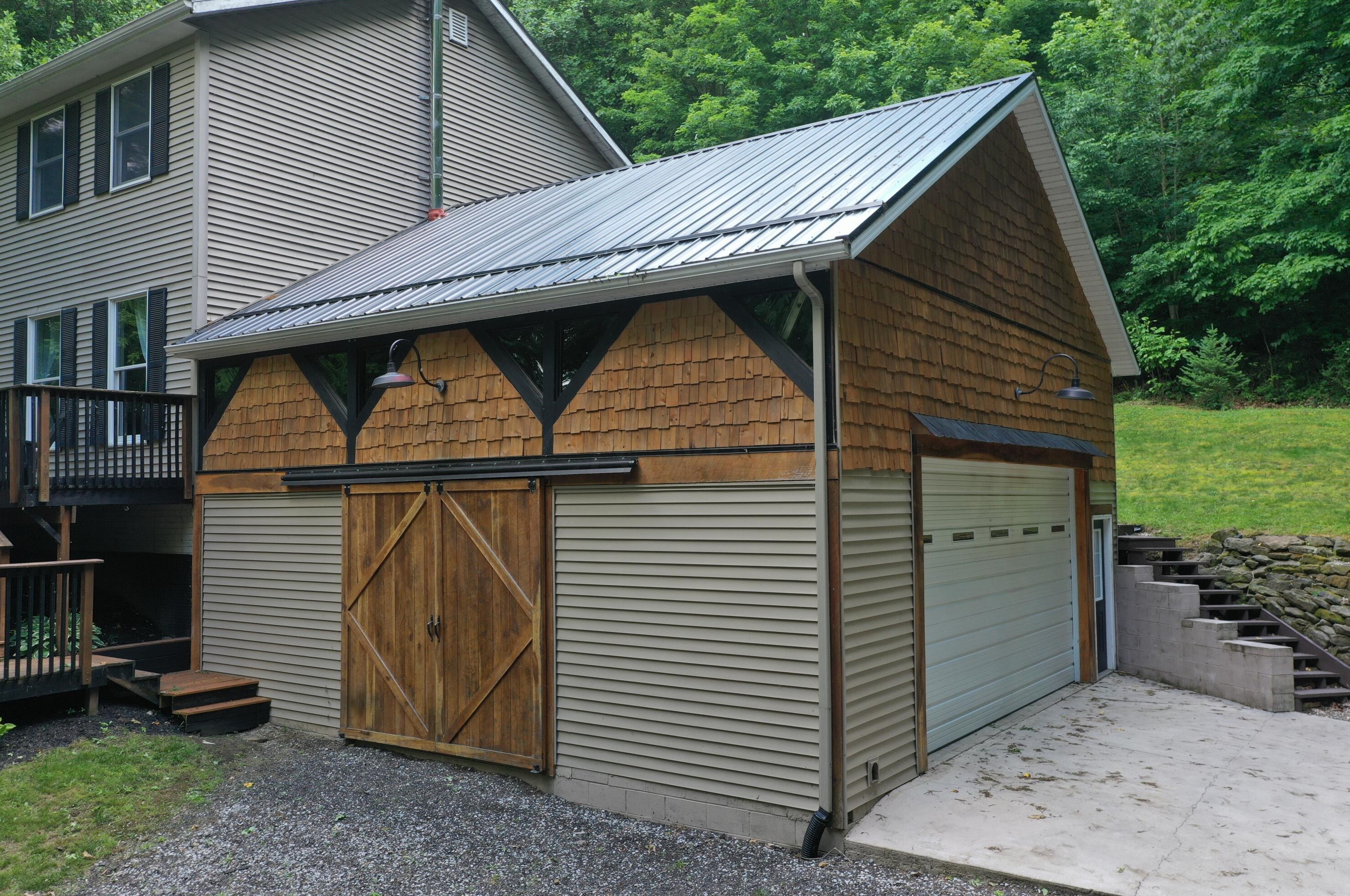 5867 Stoffer Rd, North Woodbury OH  44813-9361 exterior