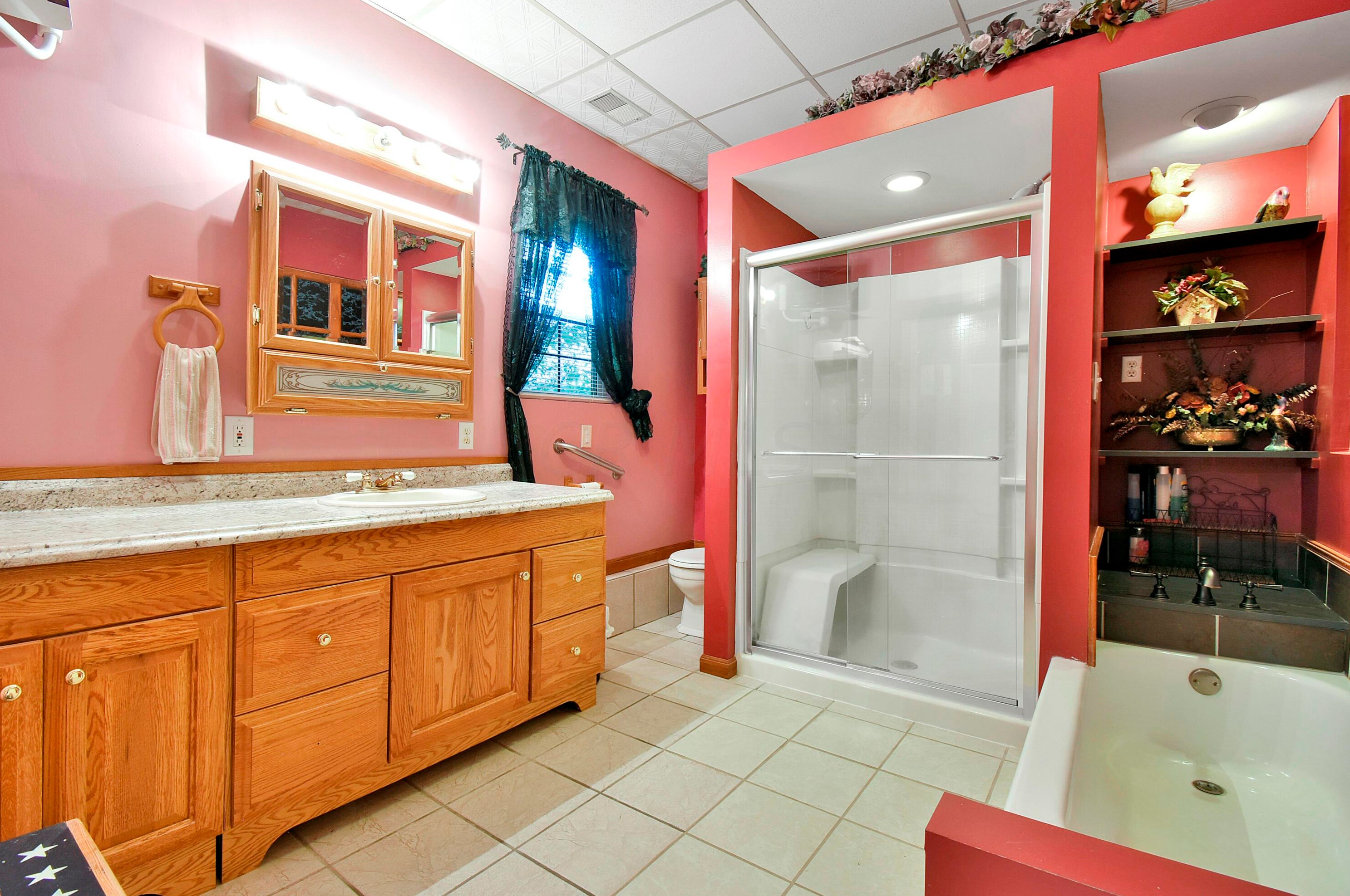 3243 Dixon Rd, Pataskala OH  43062-7803 exterior