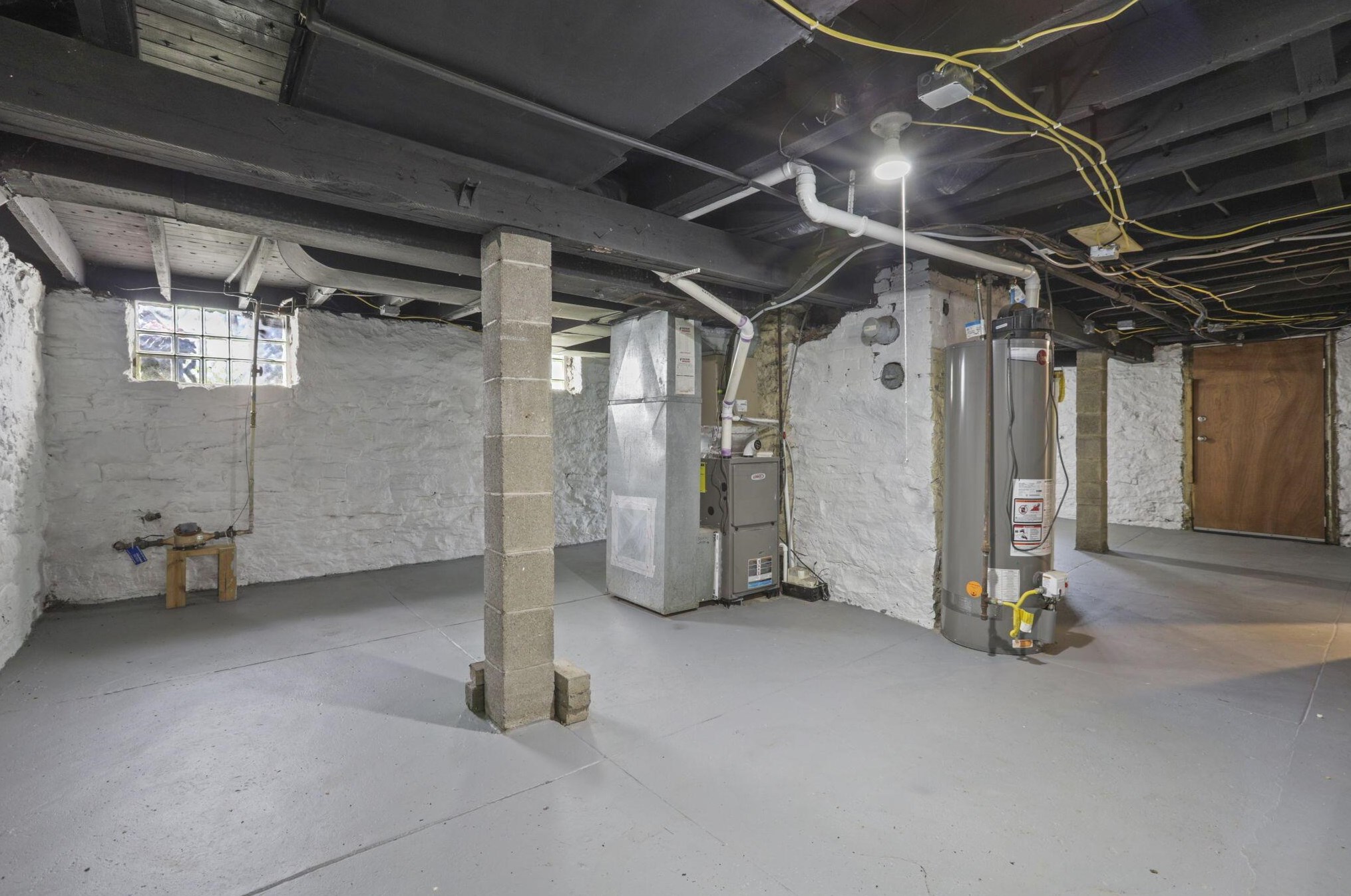 223 Monroe Ave, Columbus OH 43203-1443 exterior