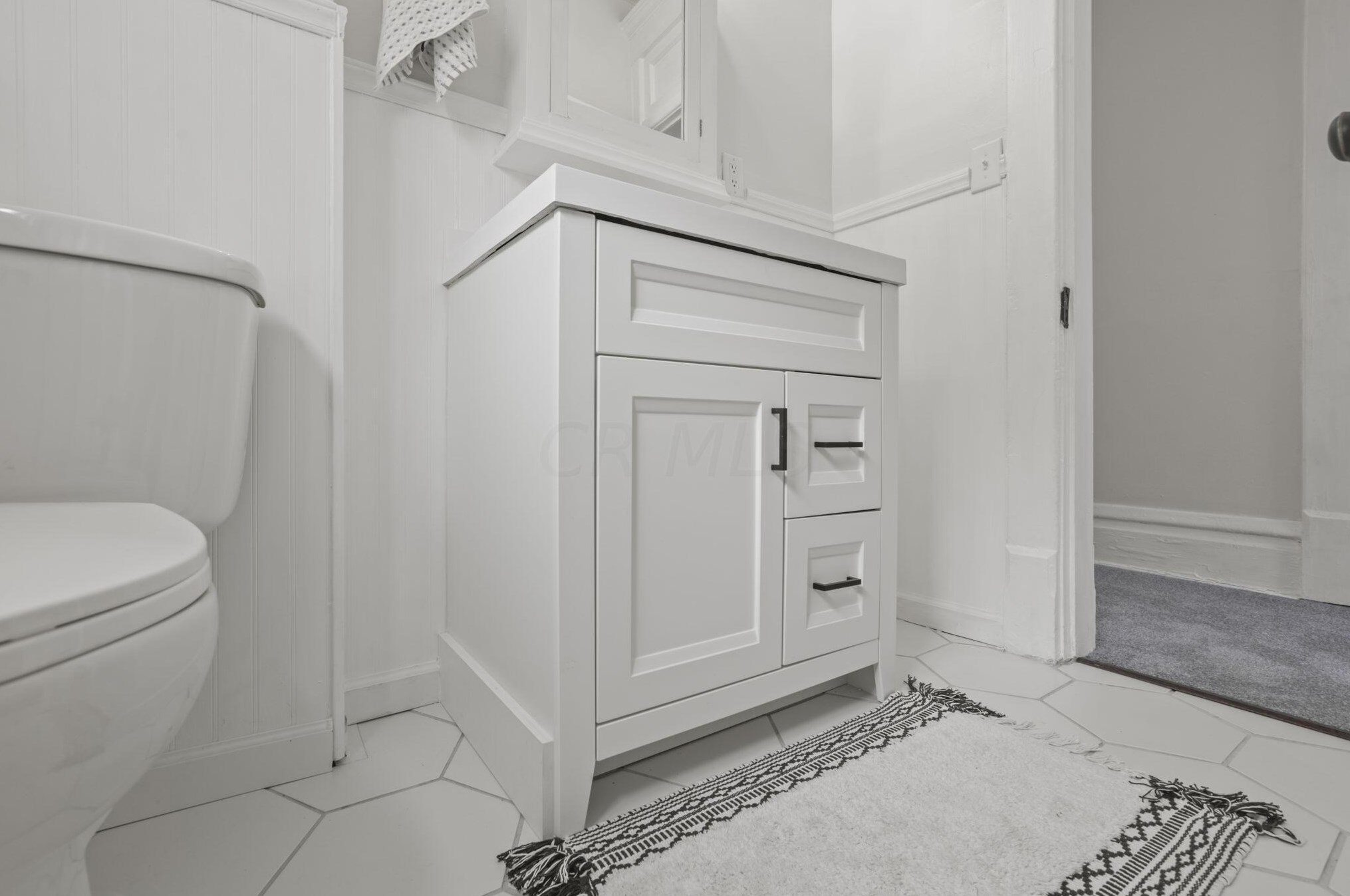 223 Monroe Ave, Columbus OH 43203-1443 exterior