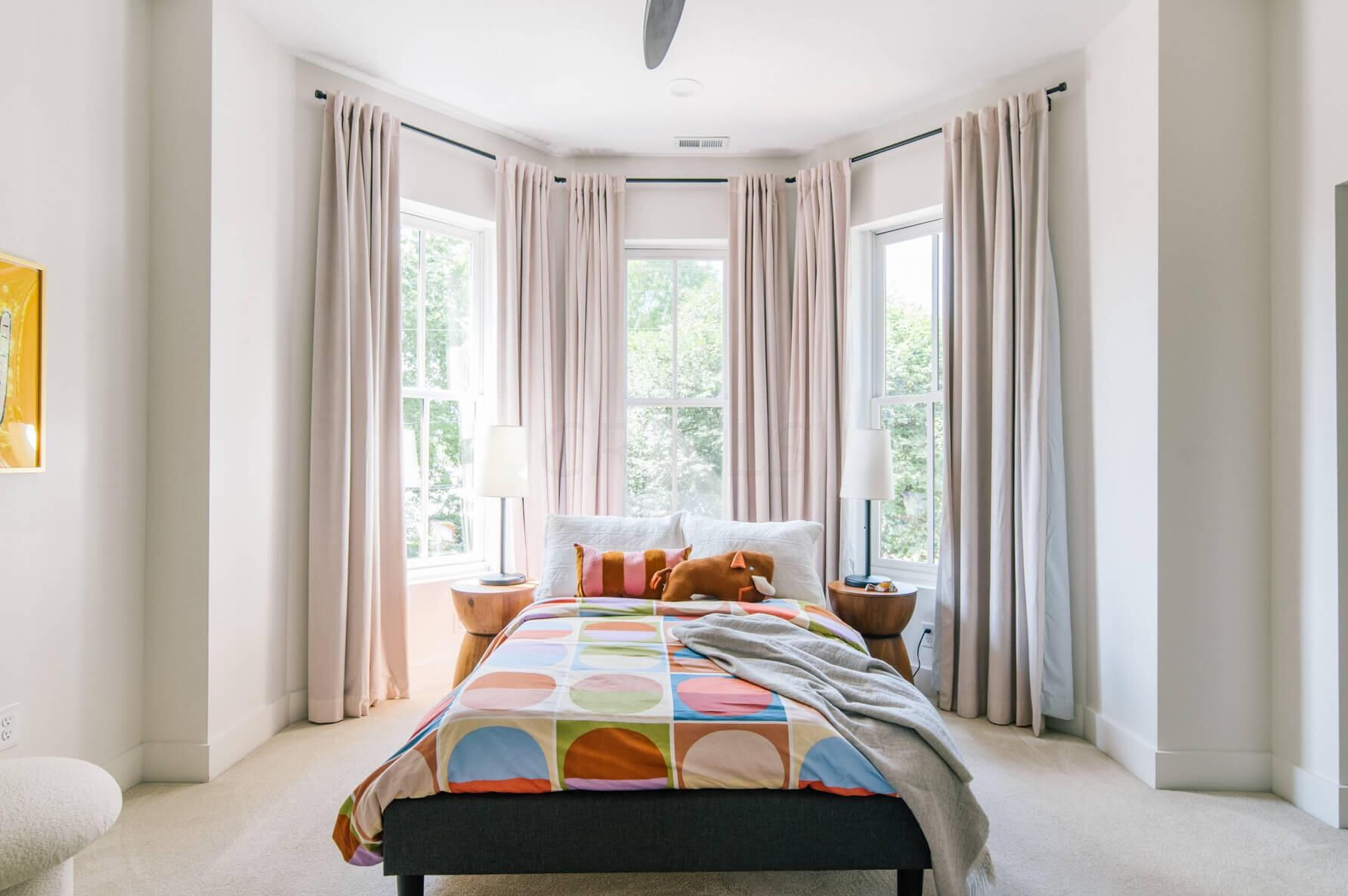 27 Monroe Ave, Columbus OH 43203-1857 exterior