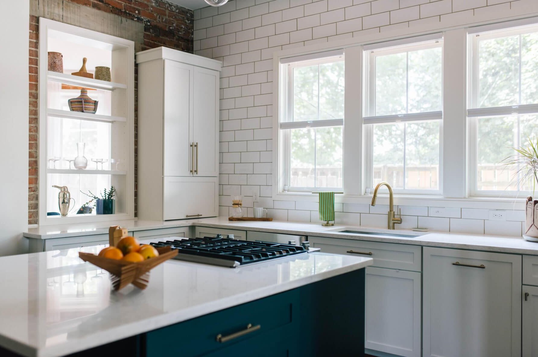 27 Monroe Ave, Columbus OH 43203-1857 exterior