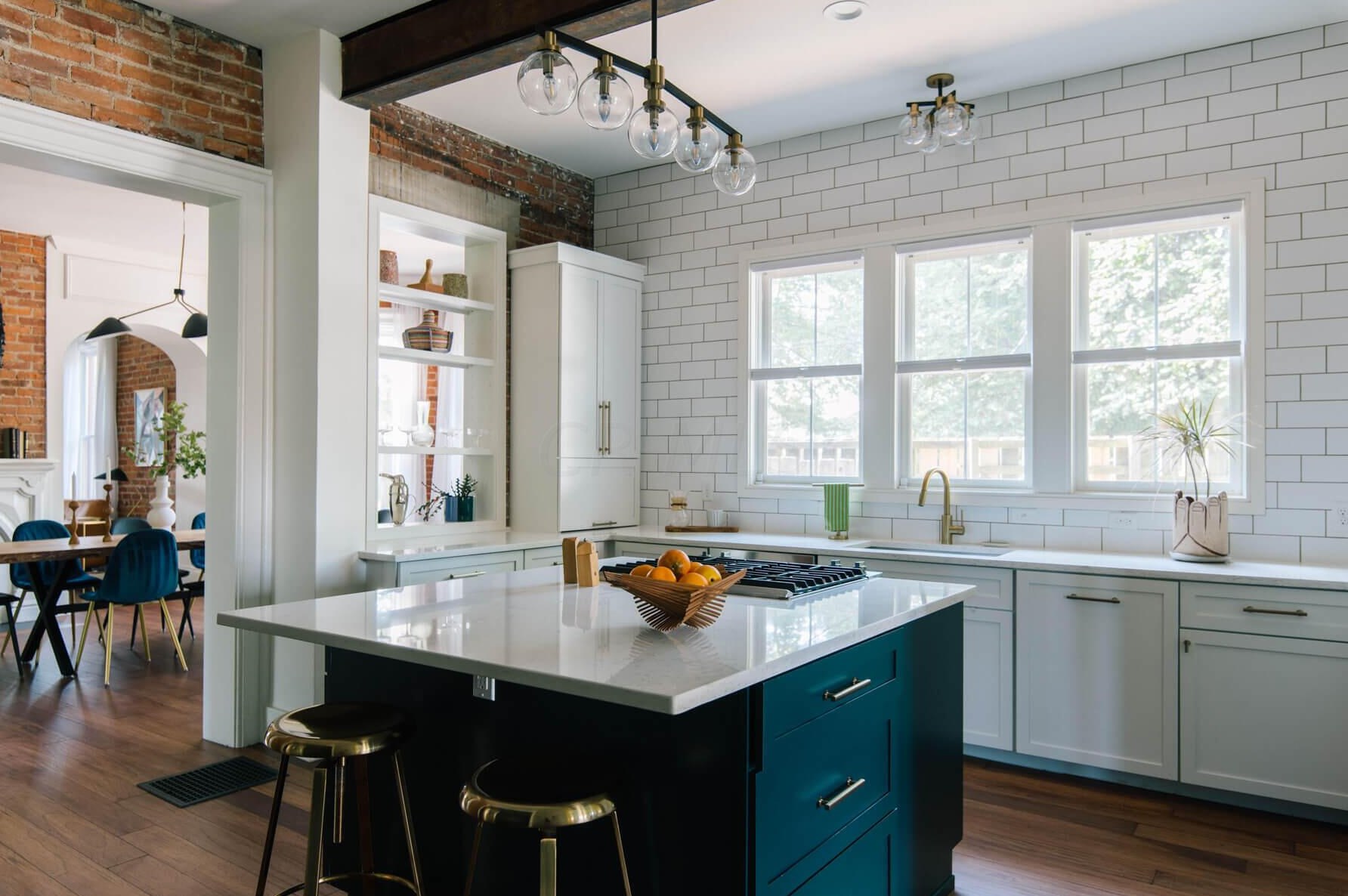 27 Monroe Ave, Columbus OH 43203-1857 exterior