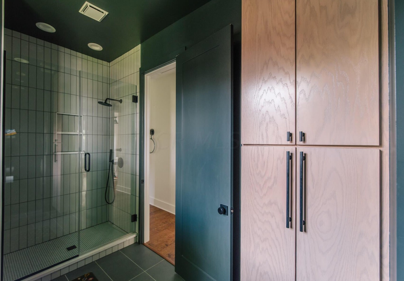 27 Monroe Ave, Columbus OH 43203-1857 exterior