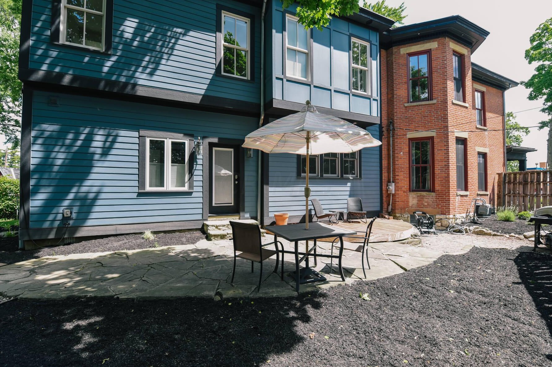 27 Monroe Ave, Columbus OH 43203-1857 exterior