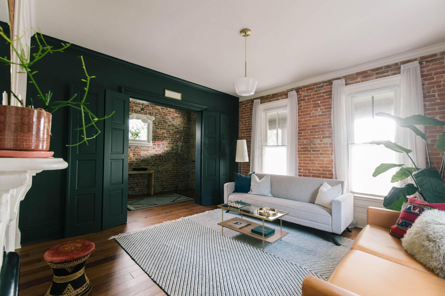 27 Monroe Ave, Columbus OH 43203-1857 exterior