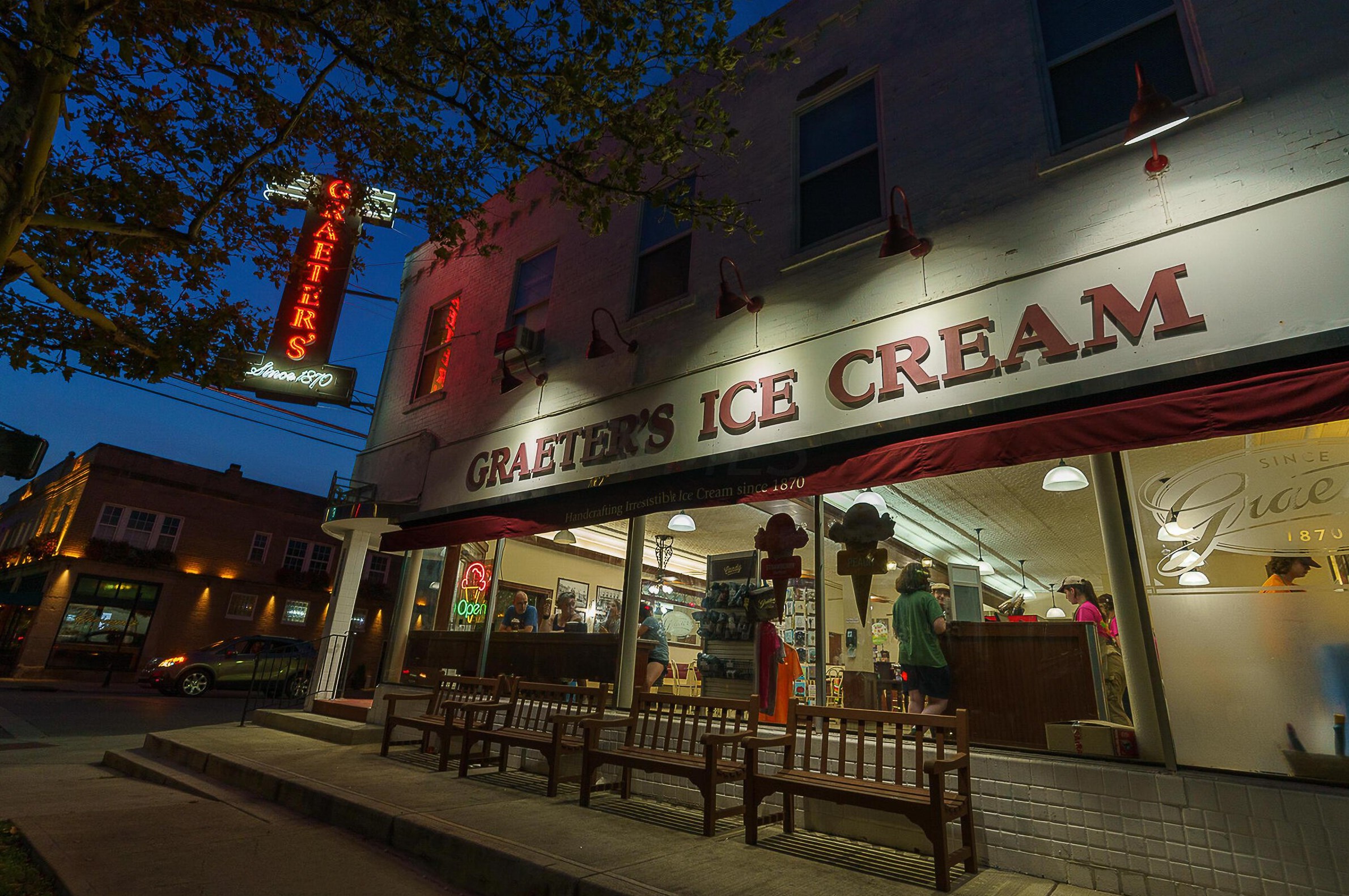 97 Roosevelt Ave, Columbus OH 43209-1160 exterior