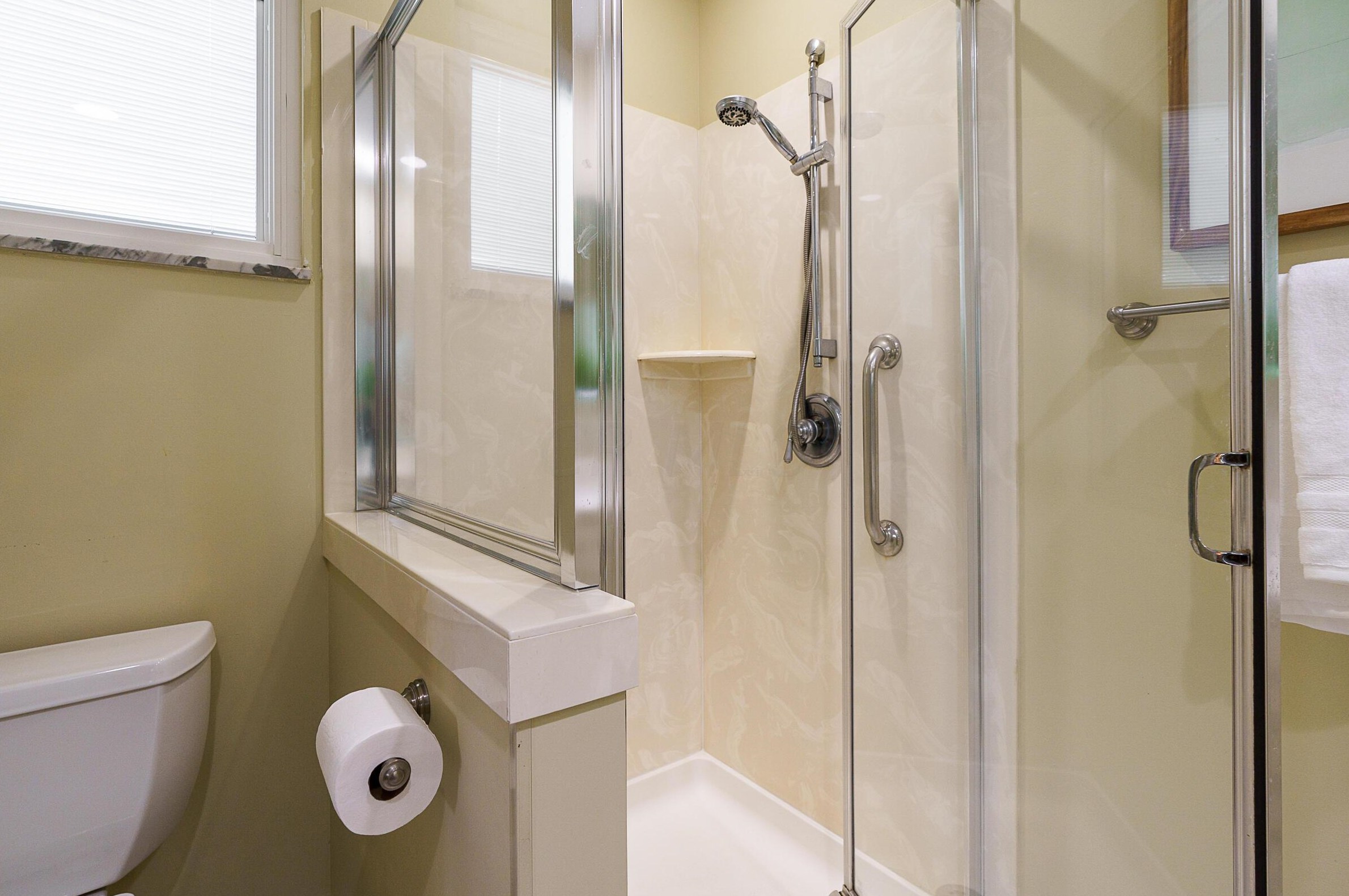 97 Roosevelt Ave, Columbus OH 43209-1160 exterior