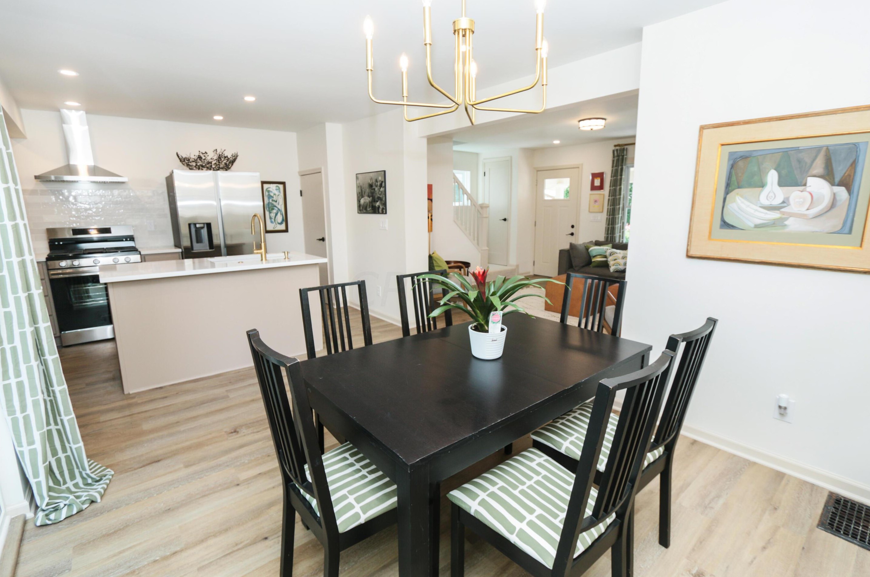 1124 Oakwood Ave, Columbus OH  43206-3116 exterior