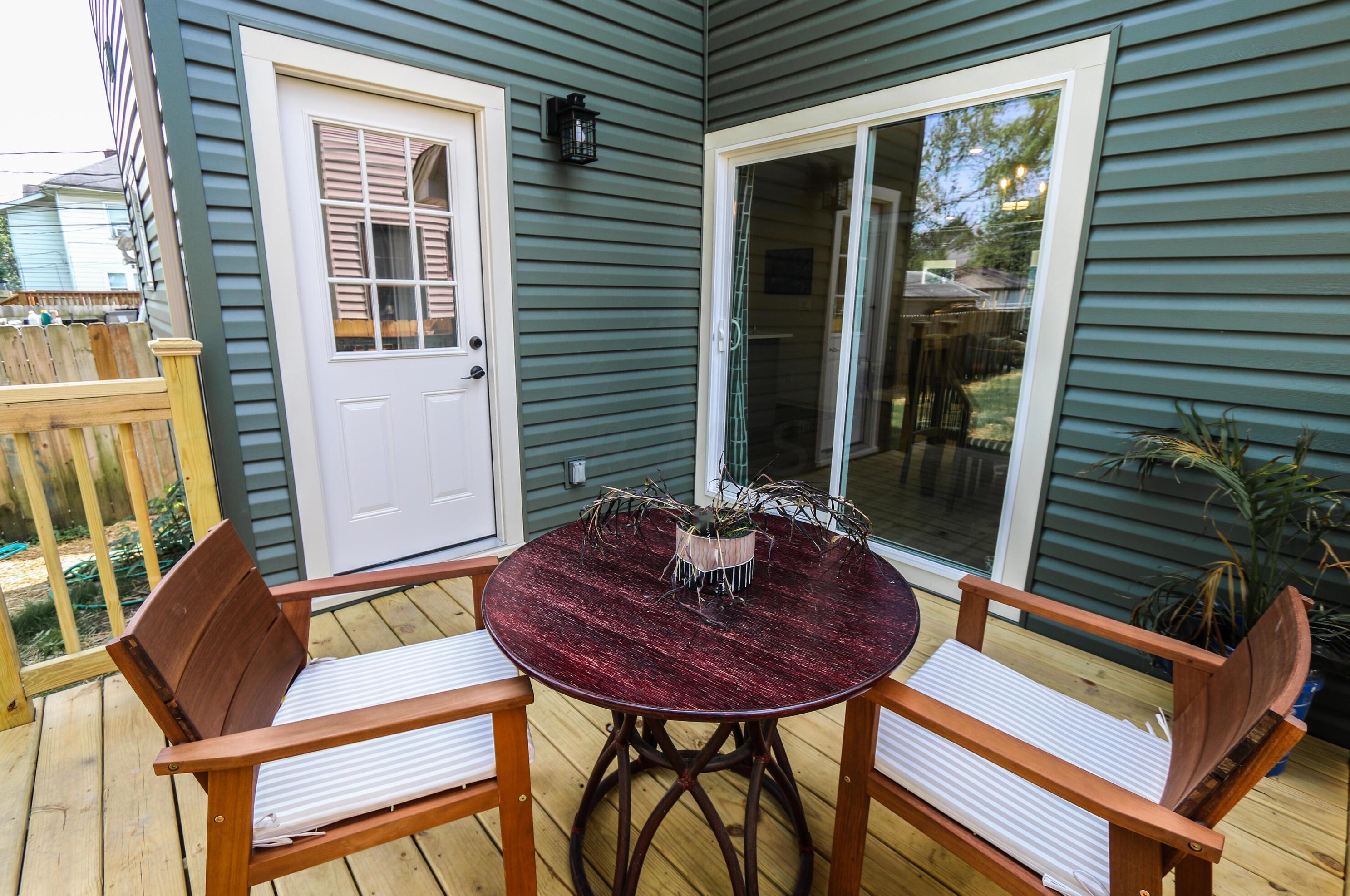 1124 Oakwood Ave, Columbus OH  43206-3116 exterior