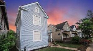 82 Eureka Ave, Columbus, OH 43204-3200