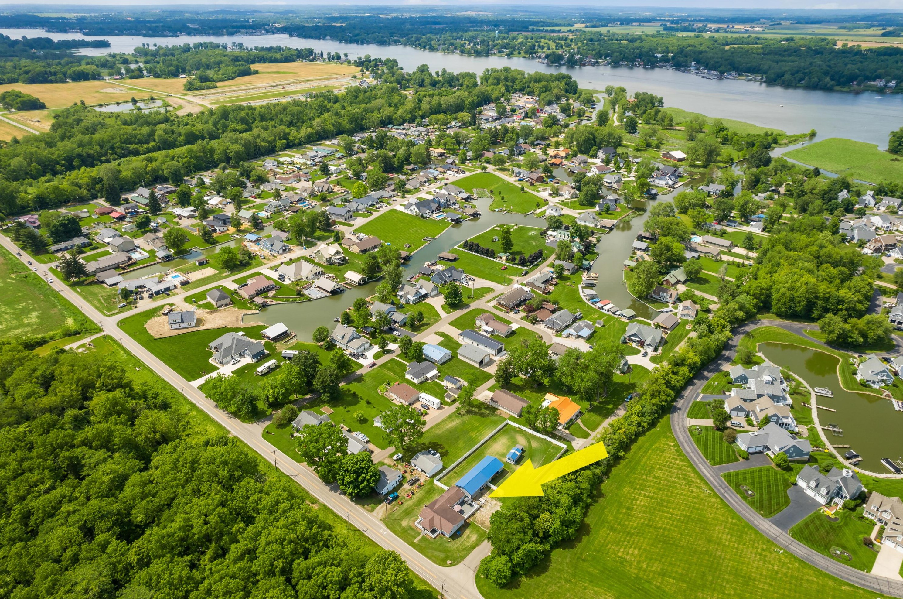 10126 Honeycreek Rd, Thornville, OH 43076-8919