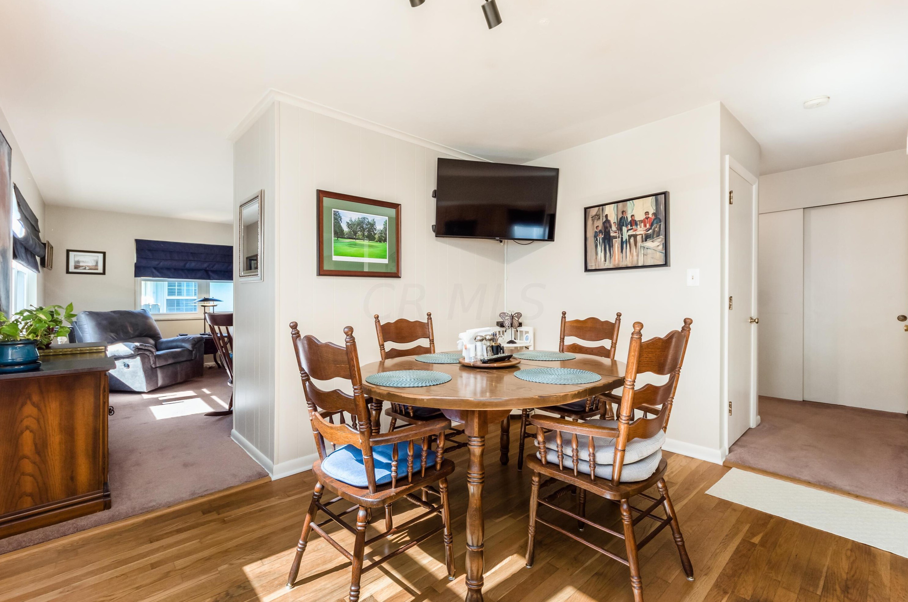 5628 Crawford, Columbus OH 43229-4124 exterior